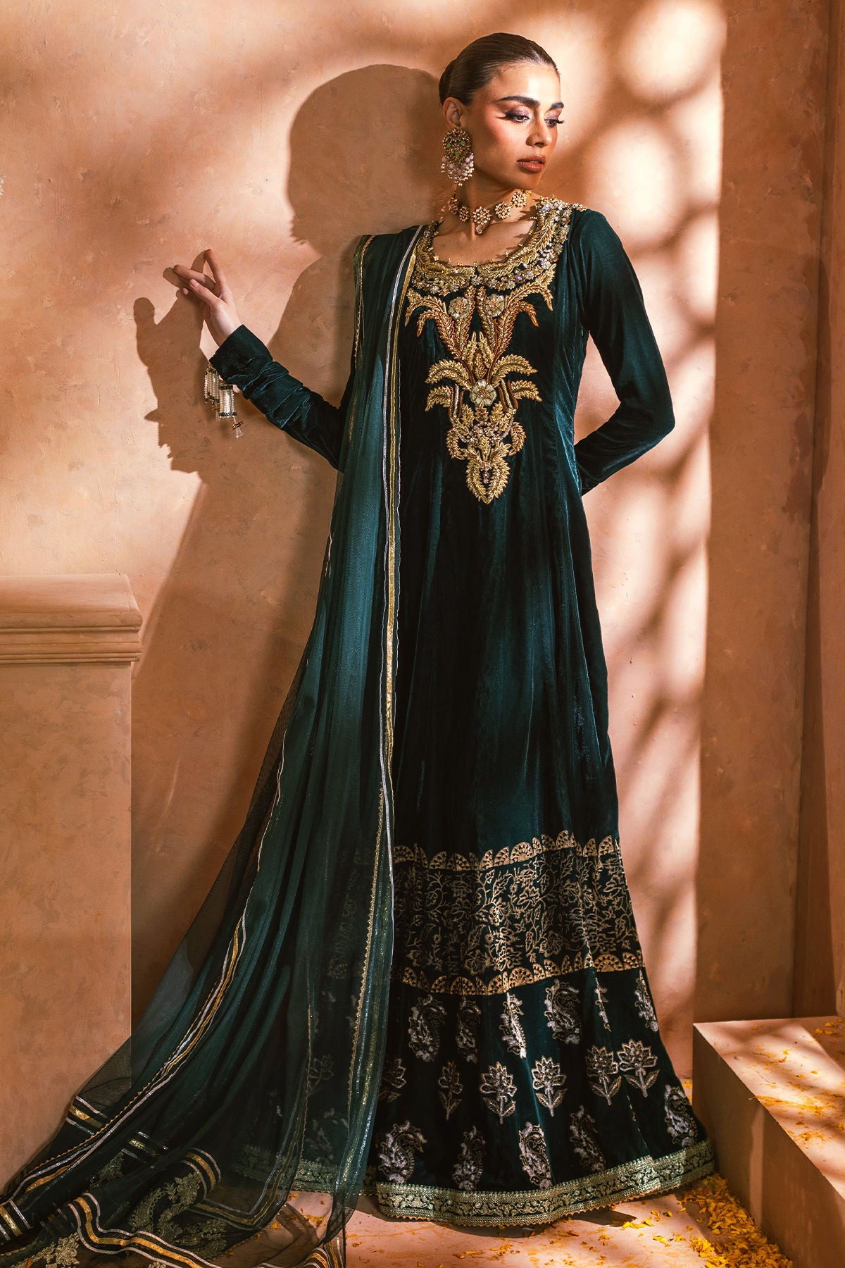 Nirma Kalidar (Kalidar, Pants and Dupatta)