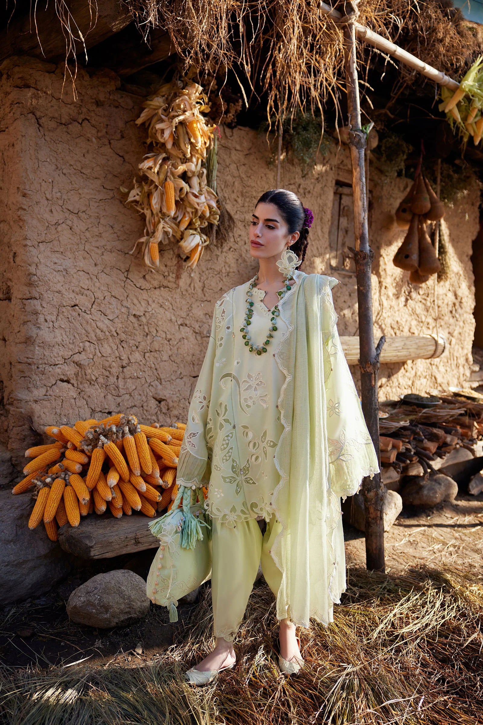 TÁO RÓU 桃柔 (ZL26-14 B)