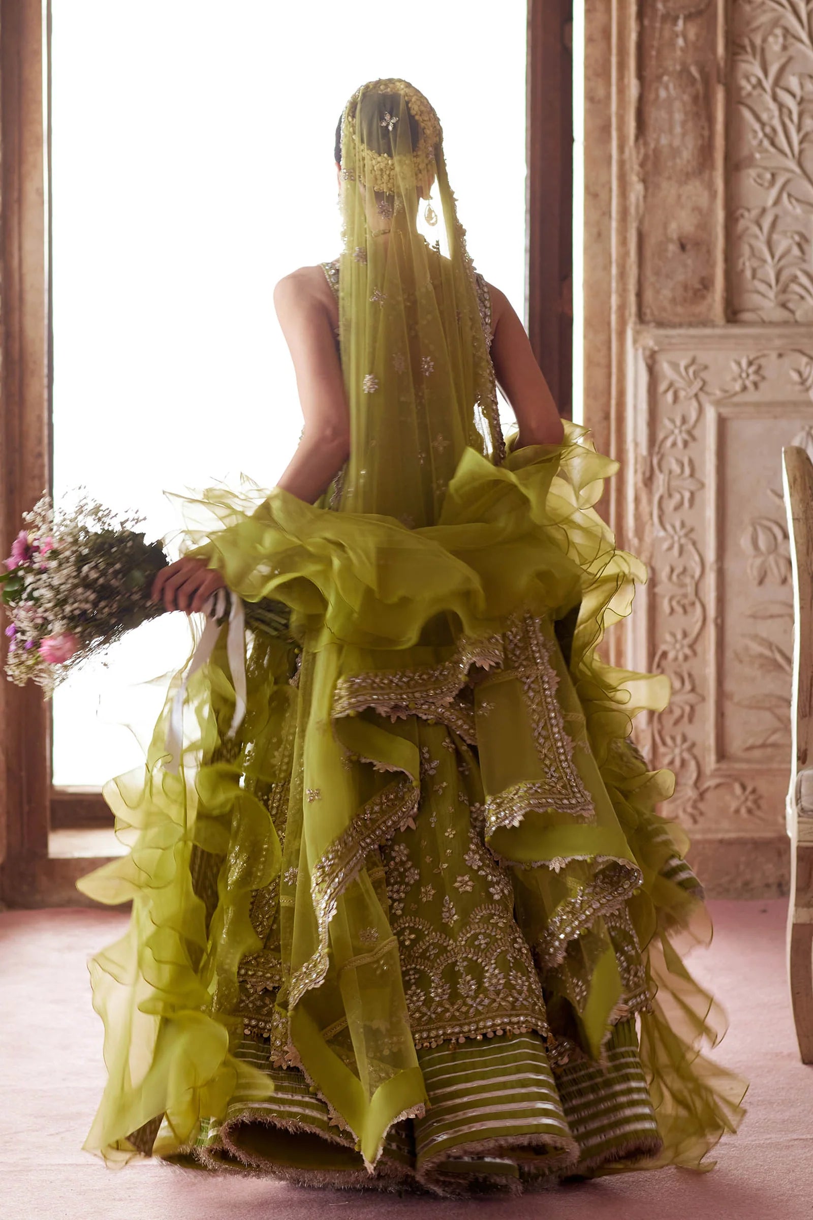 NOORE SITARA (ZC25-01)