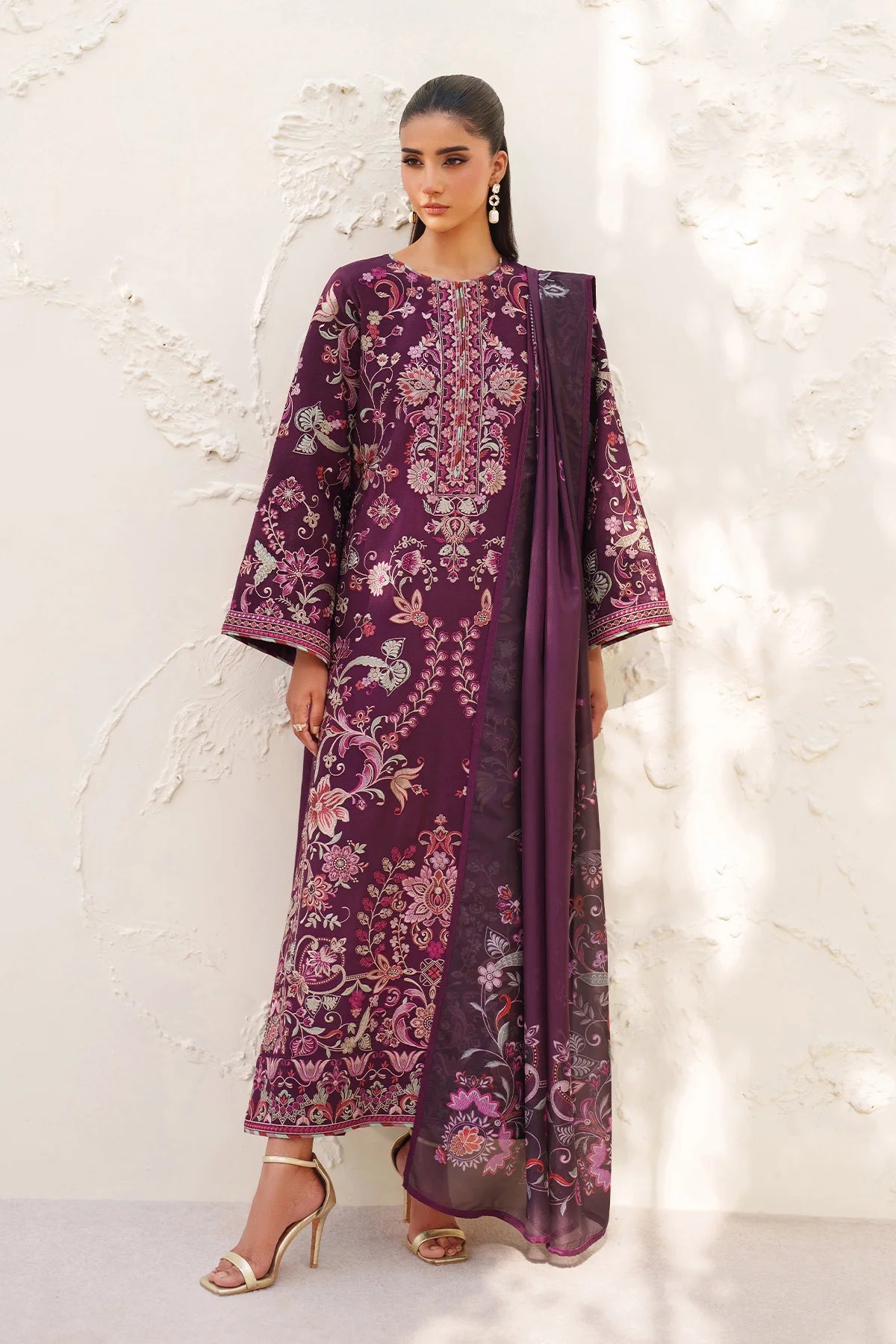 EMBROIDERED RAW SILK UF-4382