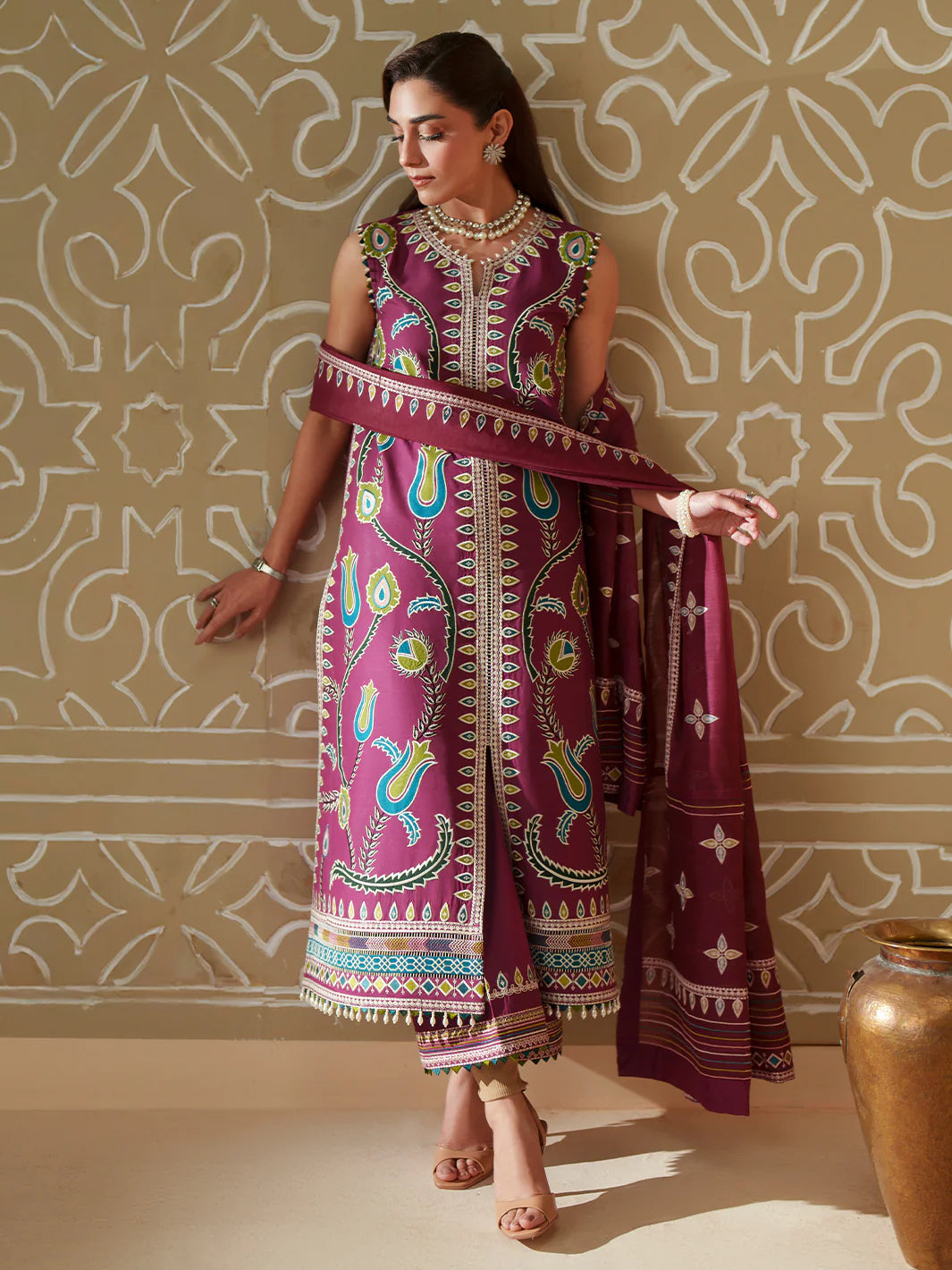 D-118-A | 3 PC LUXURY LAWN