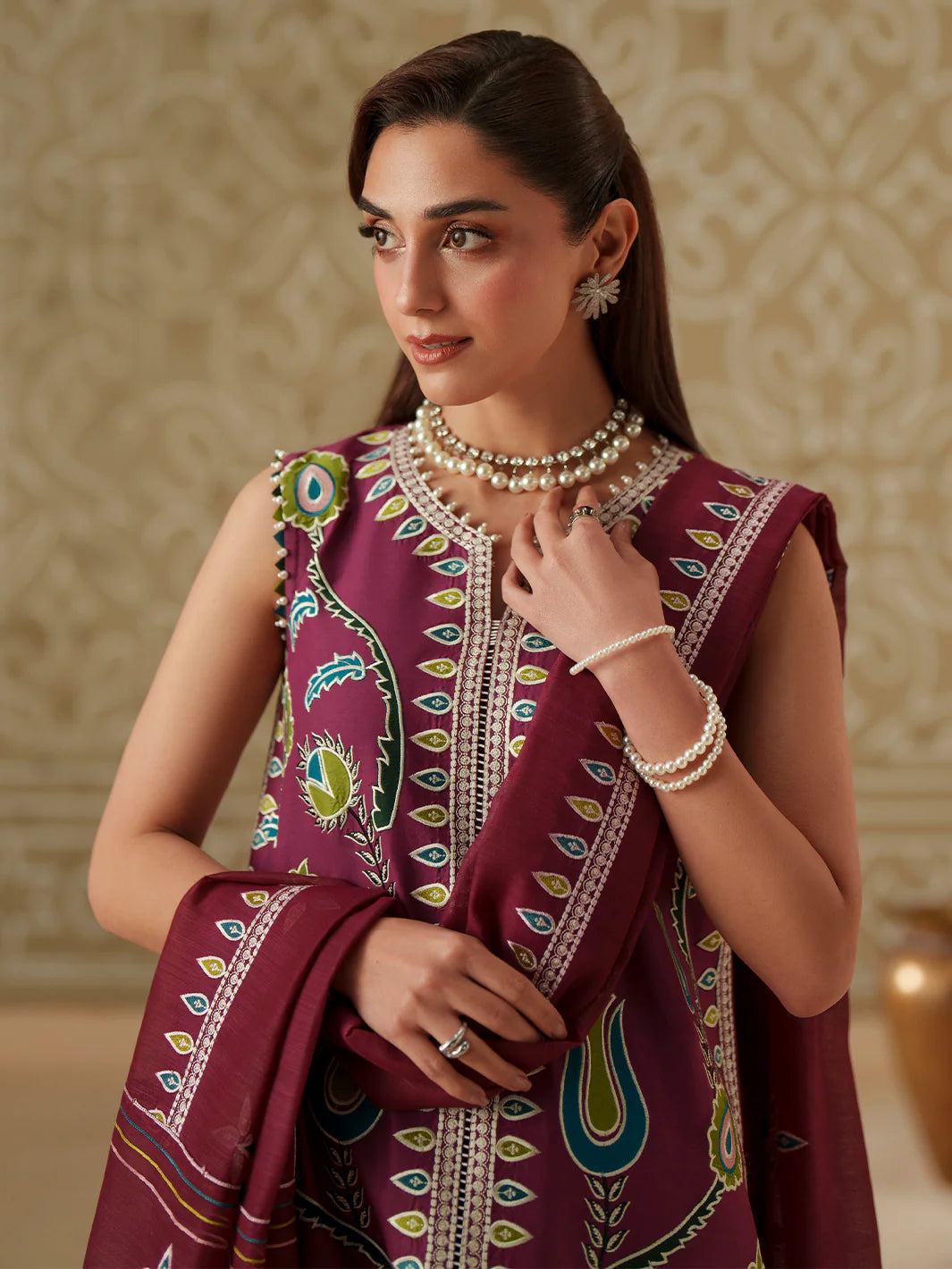 D-118-A | 3 PC LUXURY LAWN