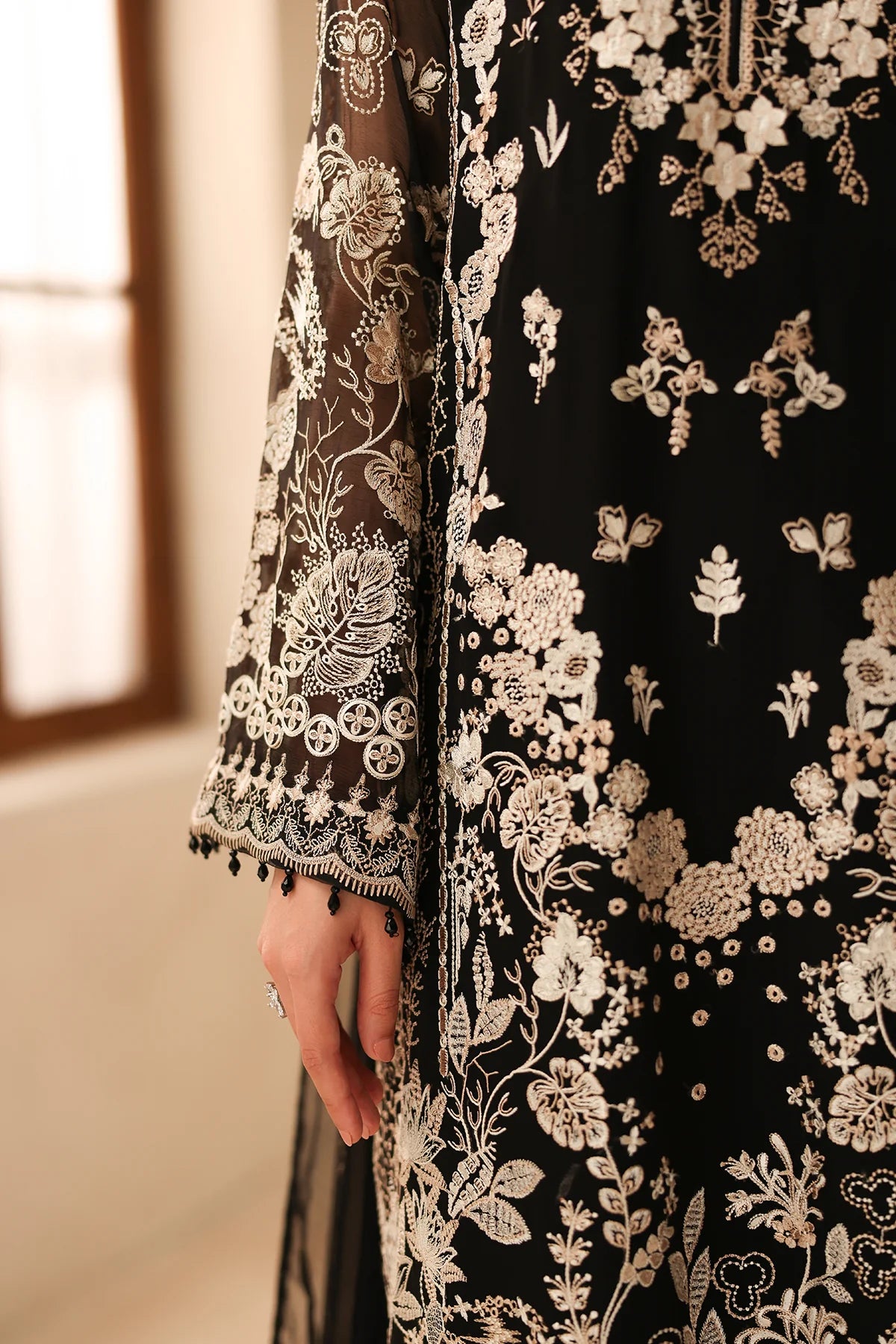 EMBROIDERED CHIFFON UF-4490