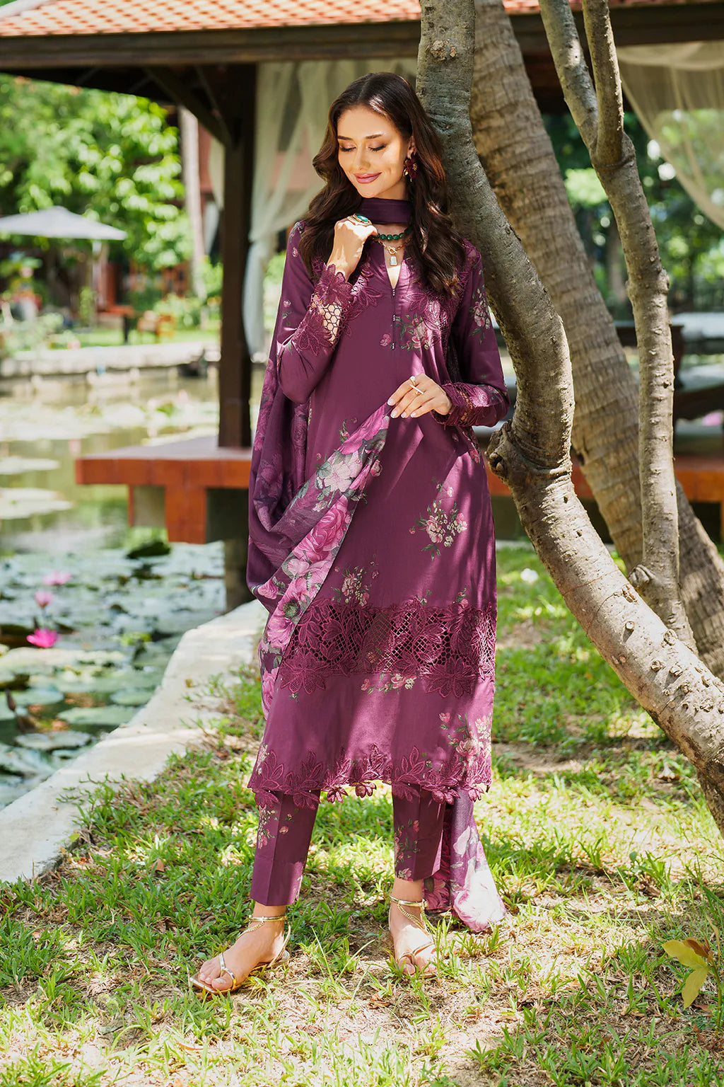 UE-509 PRINTED LAWN