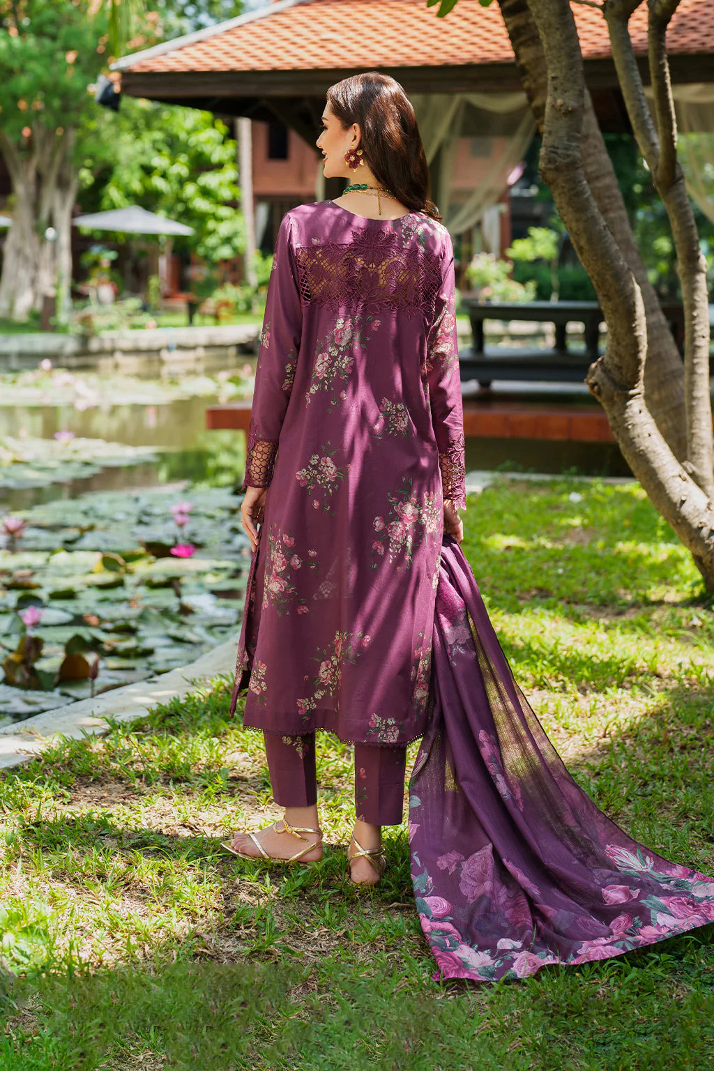 UE-509 PRINTED LAWN