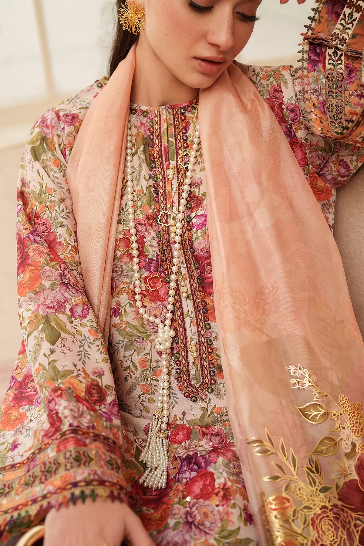 EMBROIDERED LAWN UF-4407