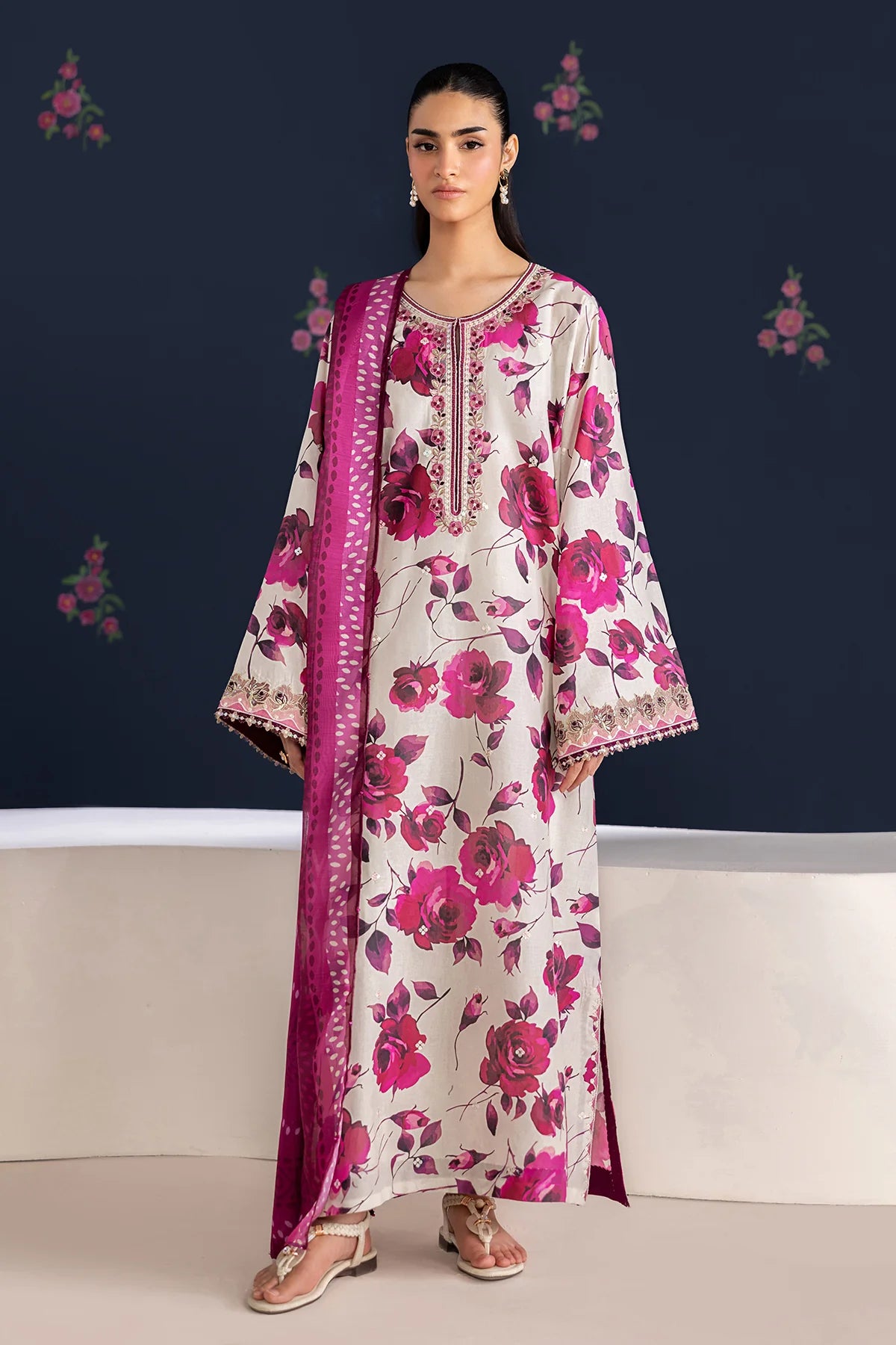 EMBROIDERED LAWN UF-4463