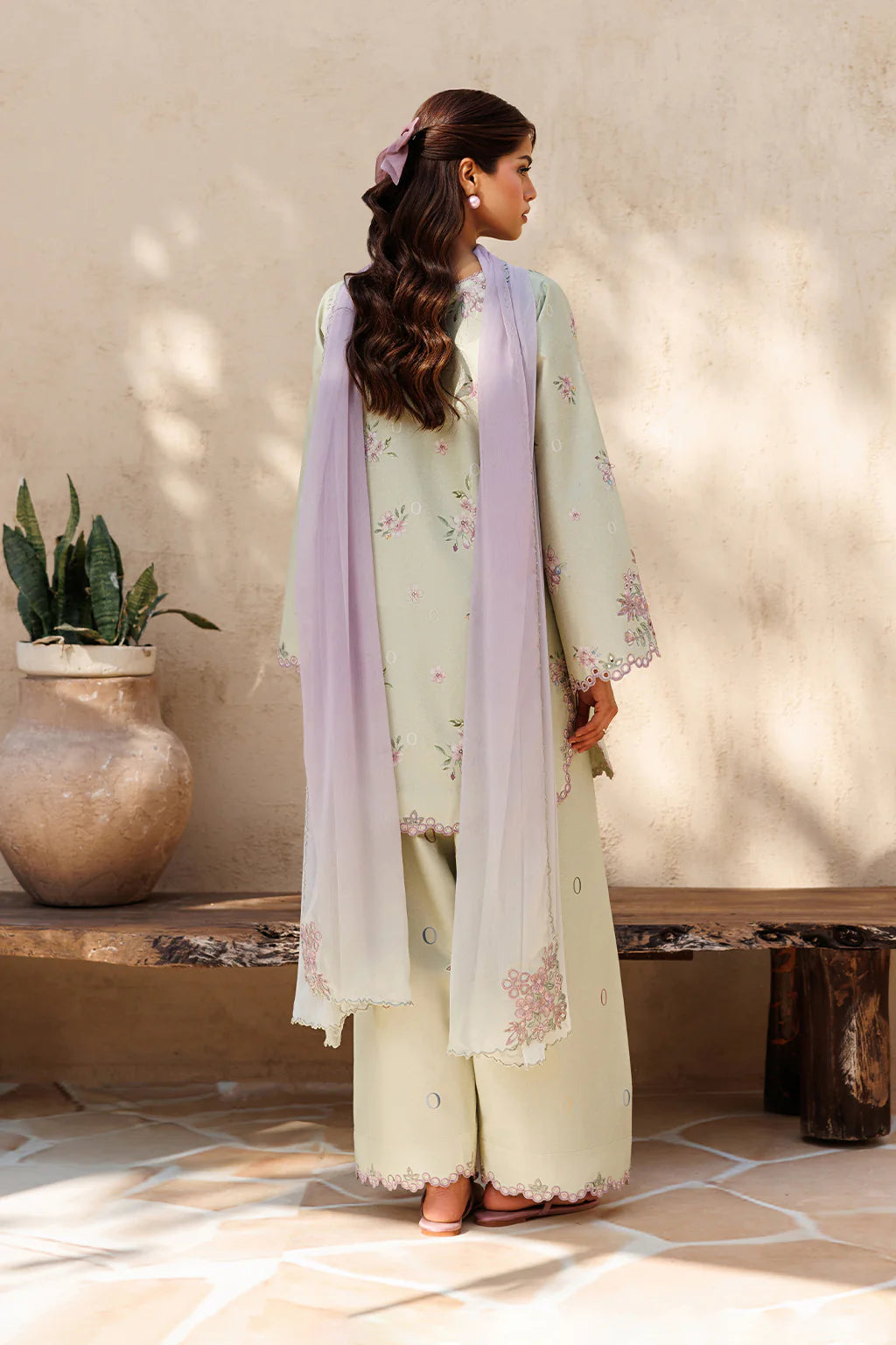 UE-665 PRINTED LAWN