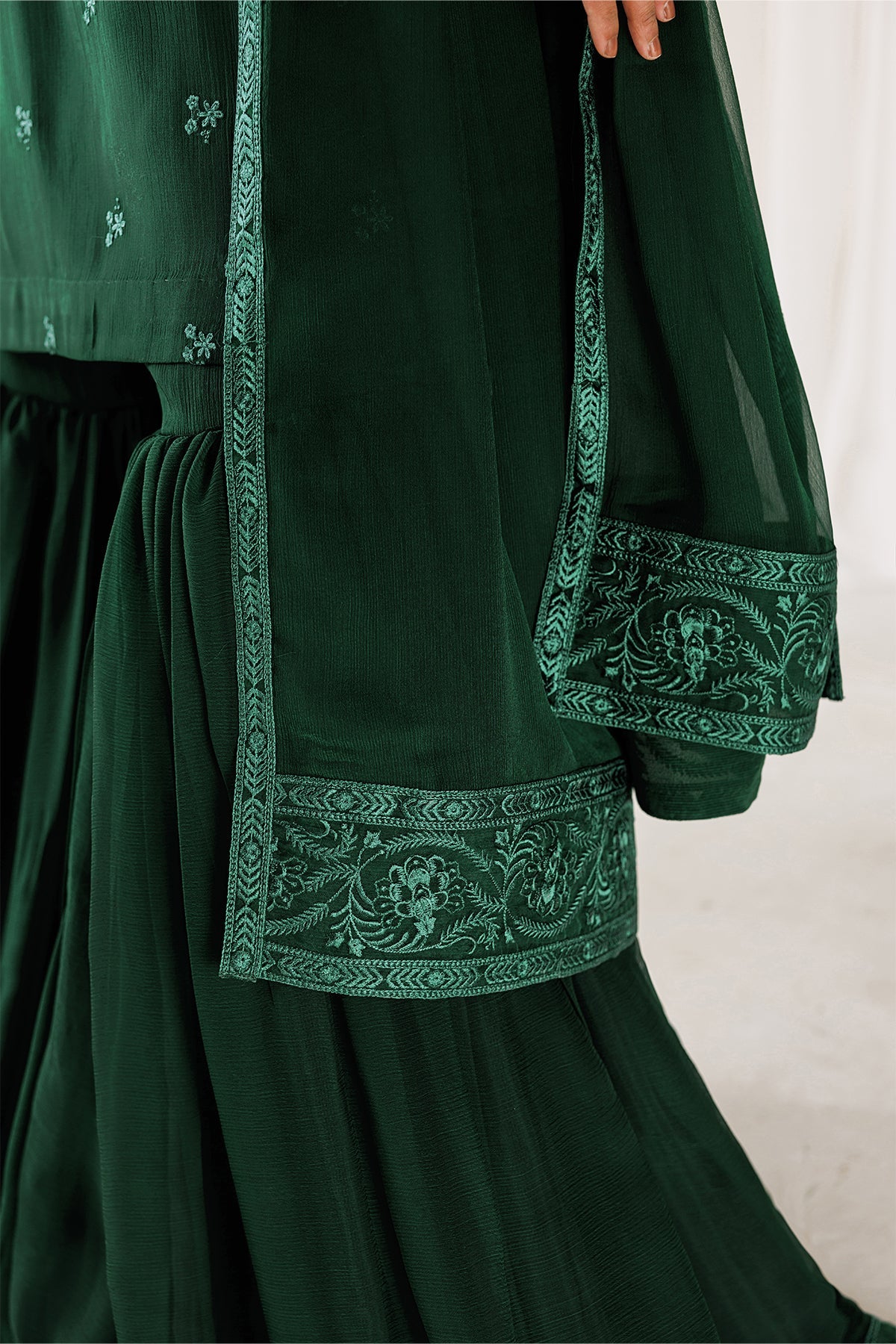 EMBROIDERED CHIFFON EN-1311