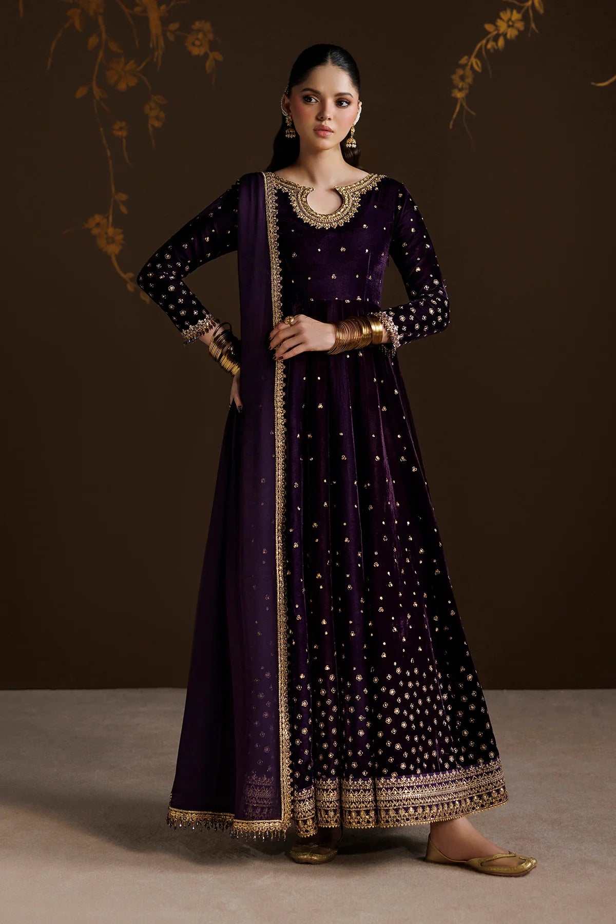 EMBROIDERED VELVET UF-4628