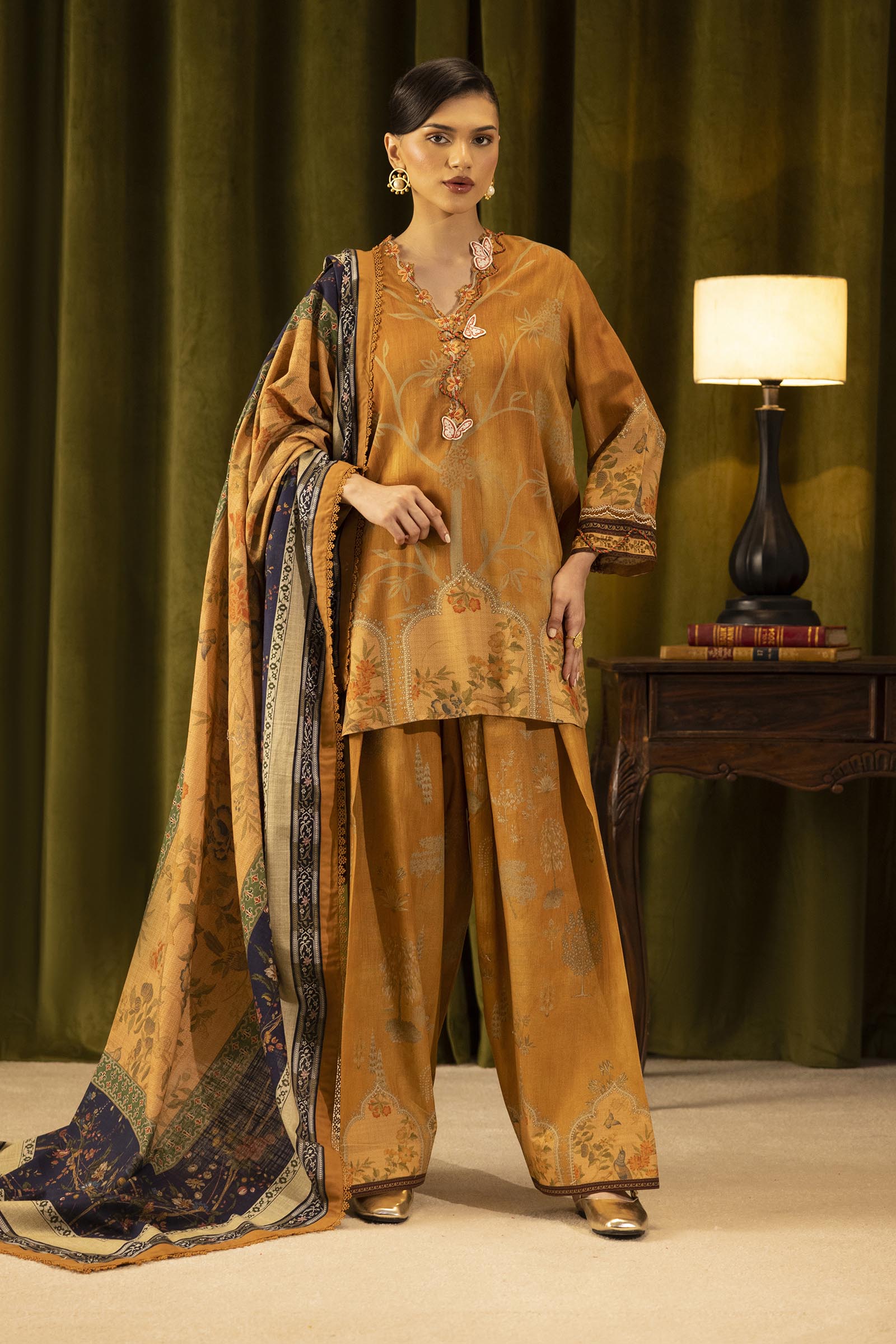 Unstitched Linen Muzlin 3 Piece Suit