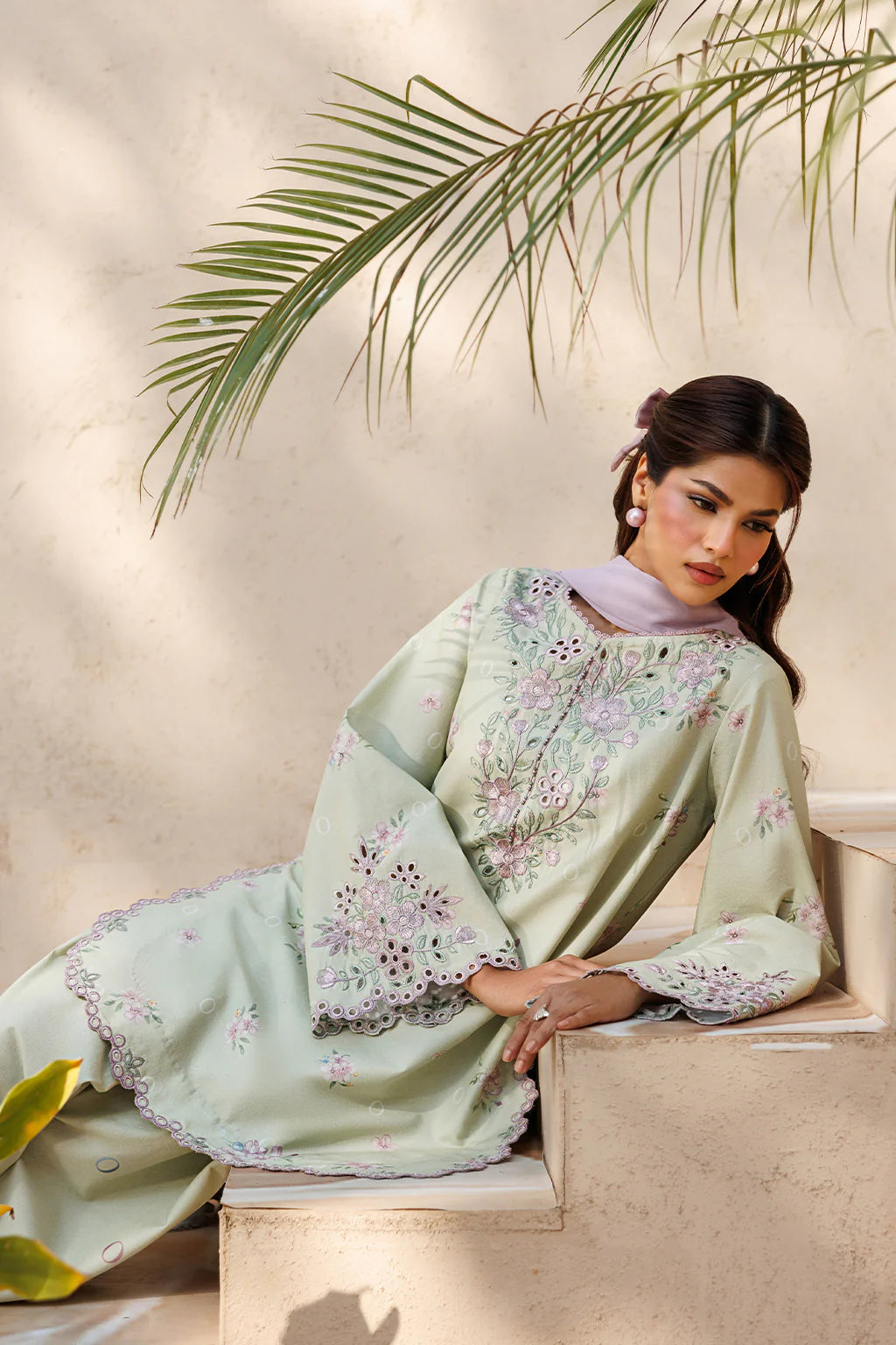 UE-665 PRINTED LAWN