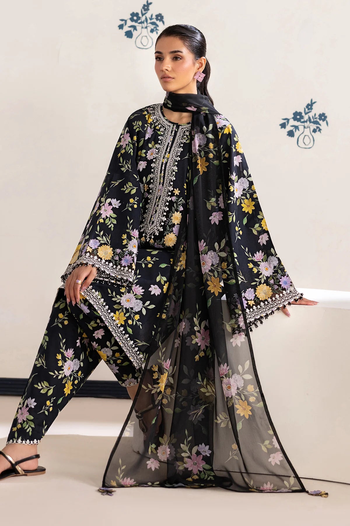 EMBROIDERED LAWN UF-4465