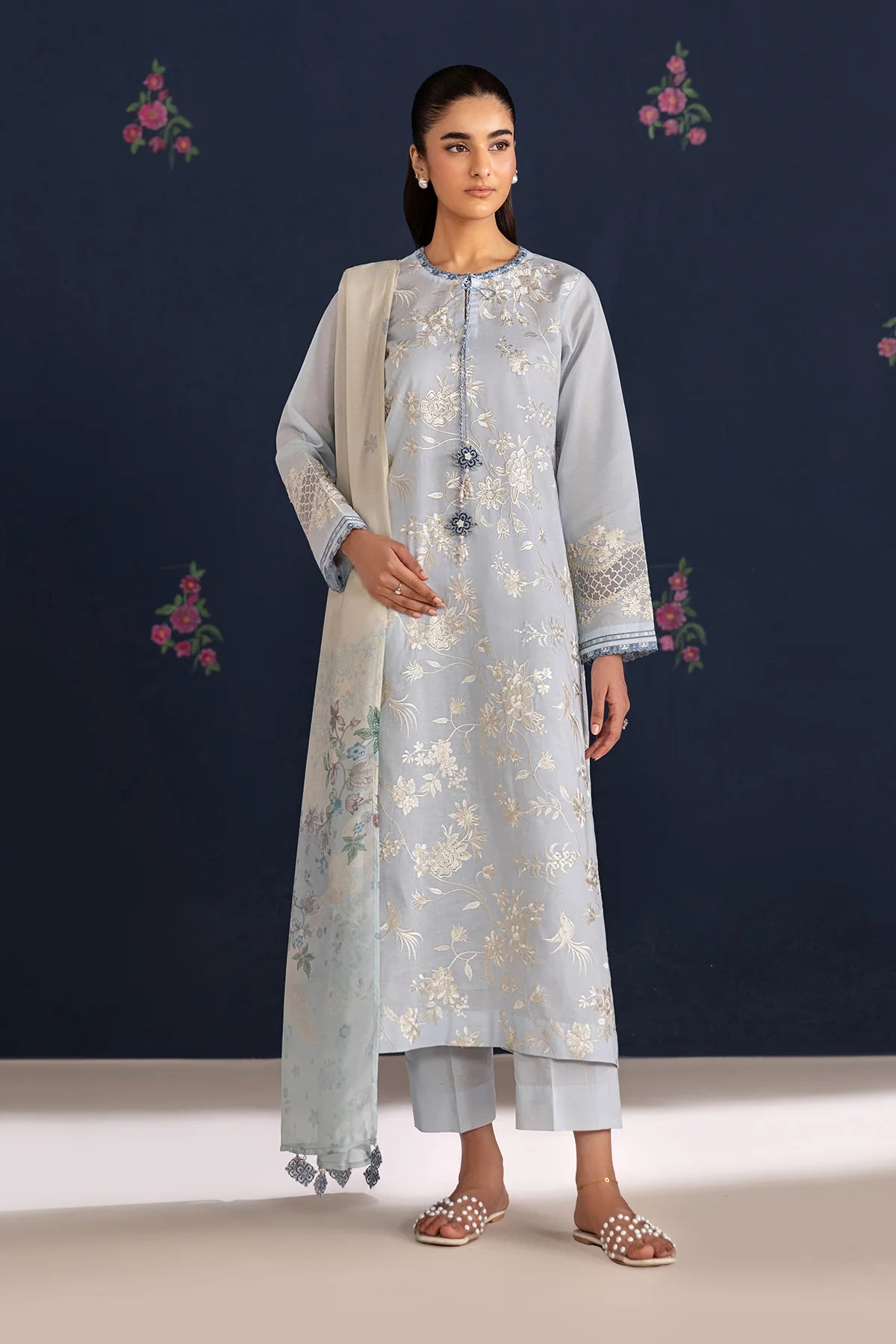 EMBROIDERED LAWN UF-4466