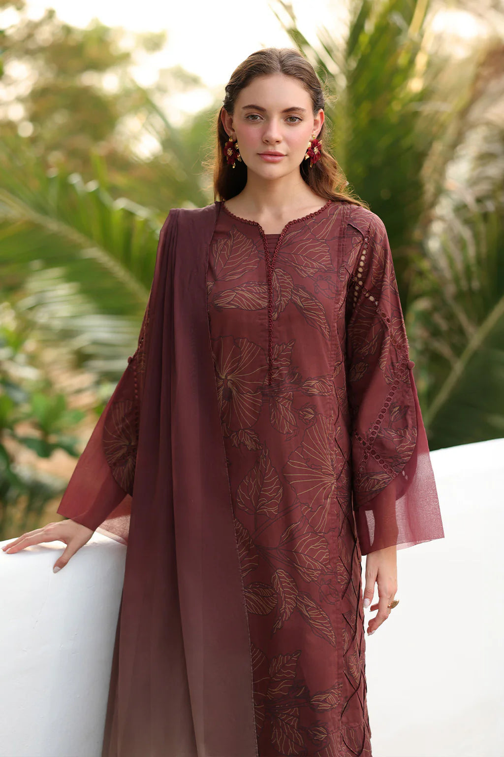 UE-557 PRINTED LAWN