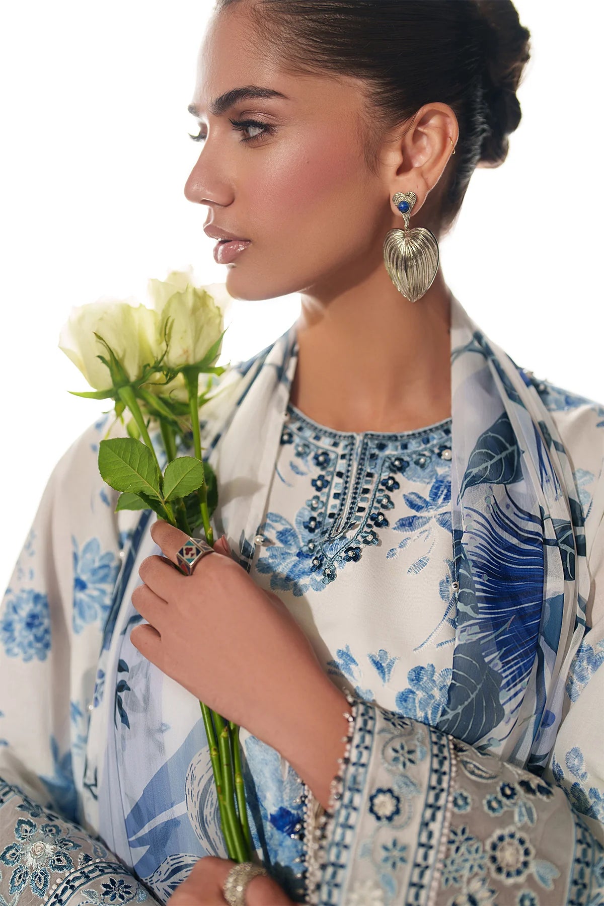 EMBROIDERED LAWN UF-4413