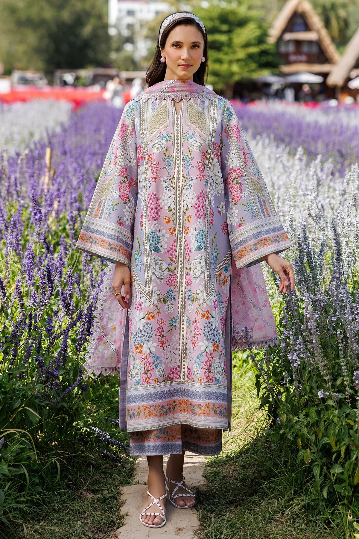 EMBROIDERED LAWN USE-9300