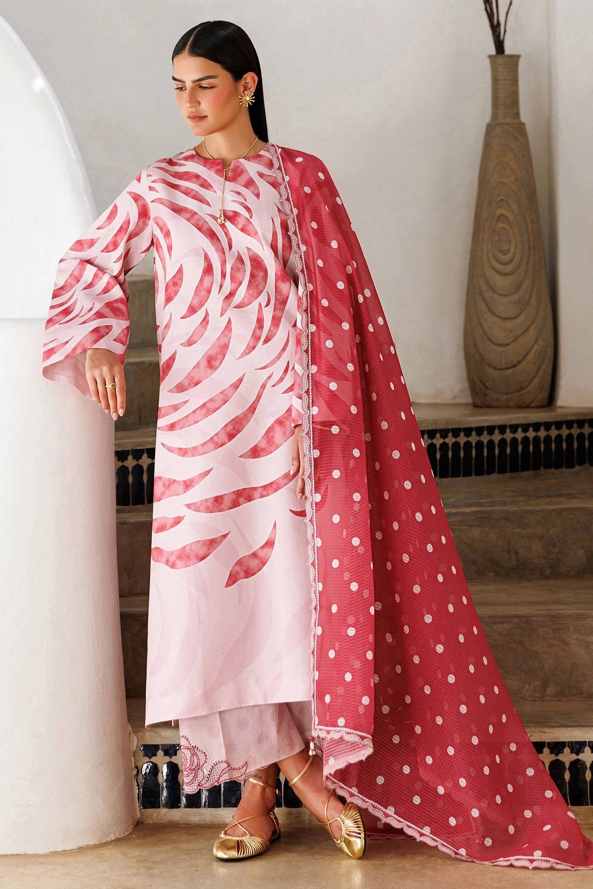 EMBROIDERED LAWN USE-9297