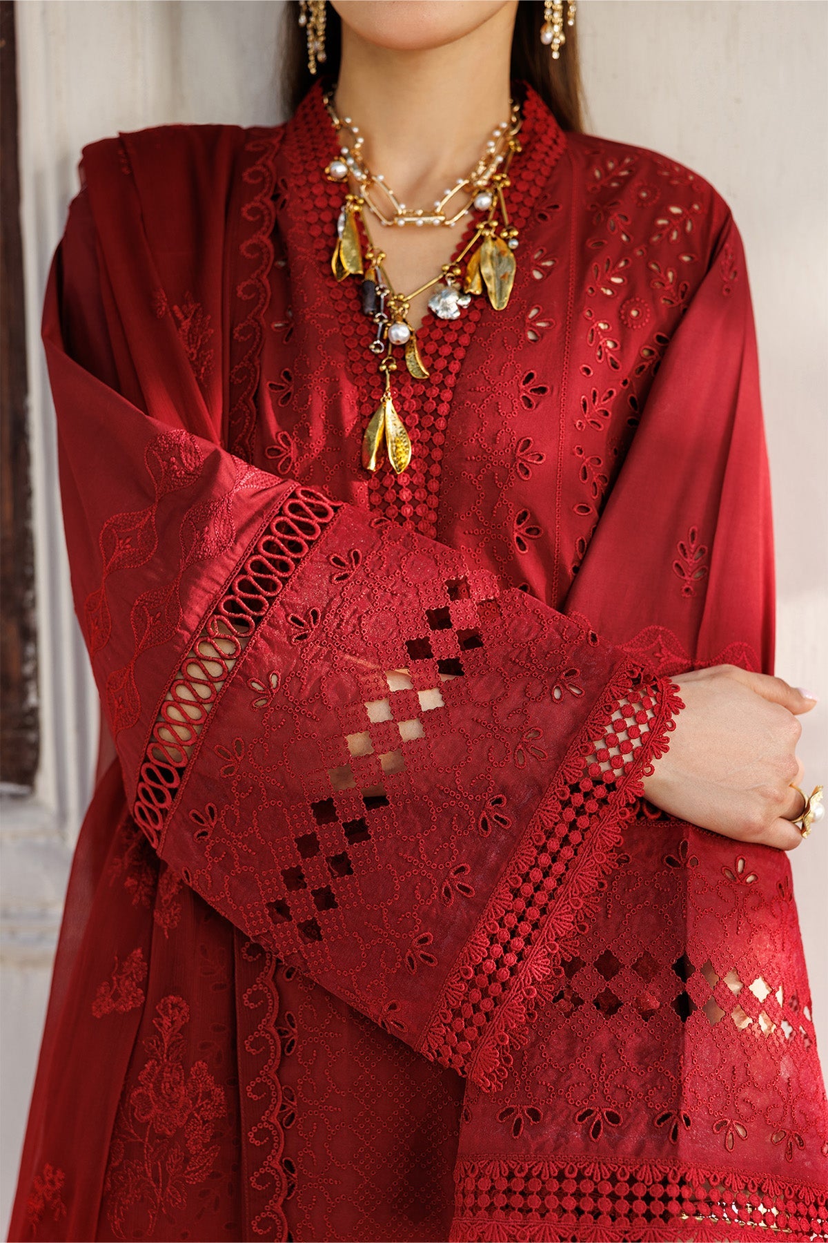 AF-EL-7057-ZADE