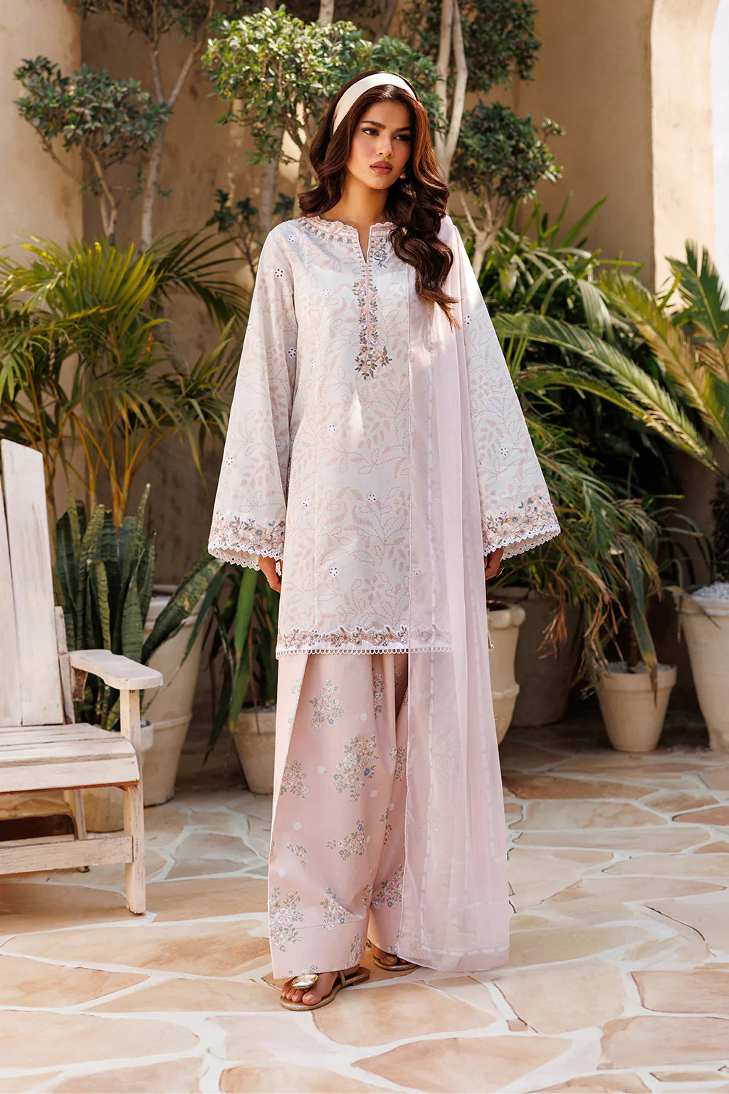 UE-670 PRINTED LAWN