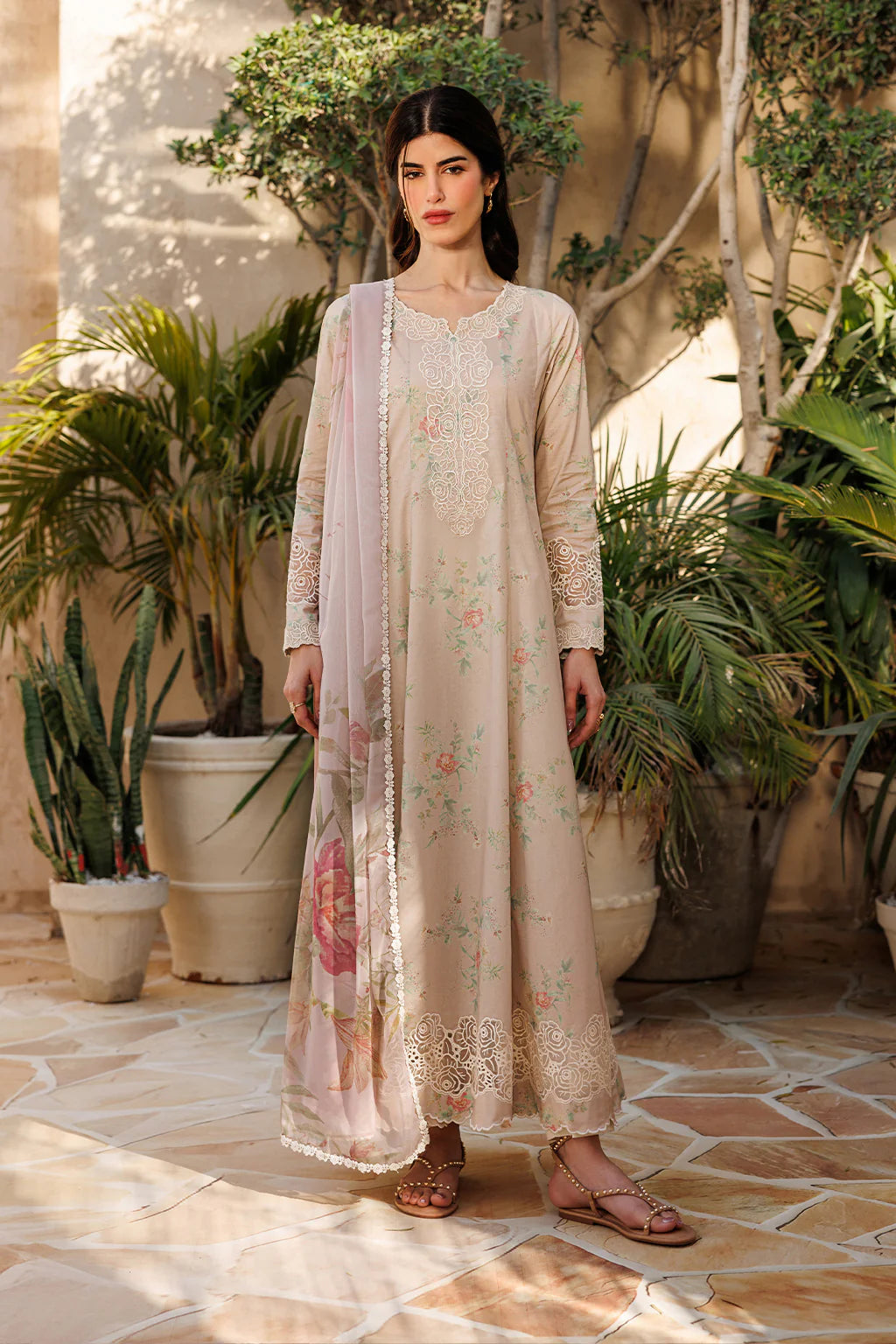 UE-673 PRINTED LAWN