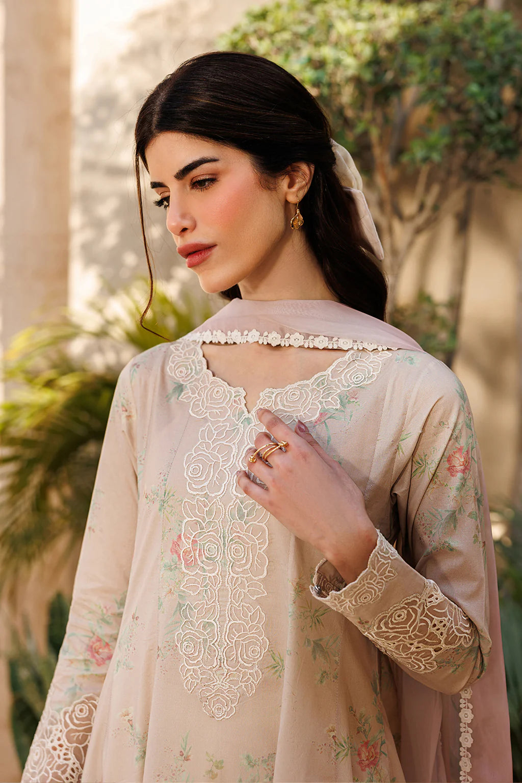 UE-673 PRINTED LAWN