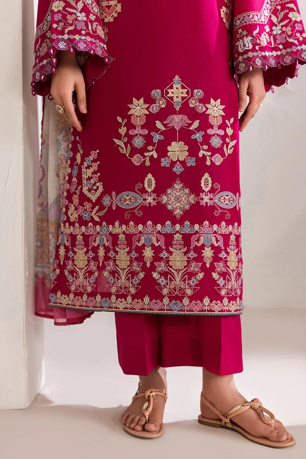 EMBROIDERED LAWN UF-4449