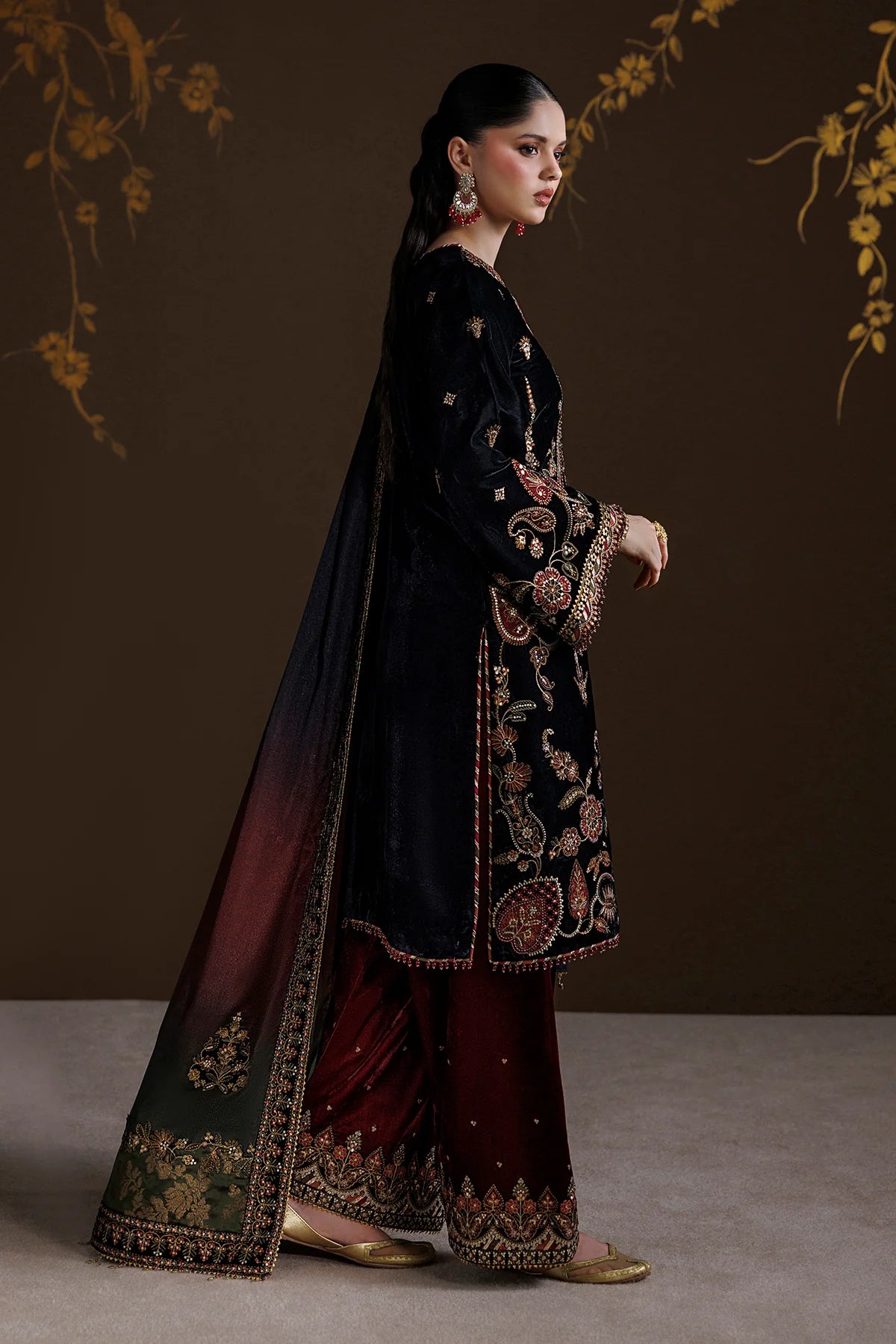 EMBROIDERED VELVET UF-4547