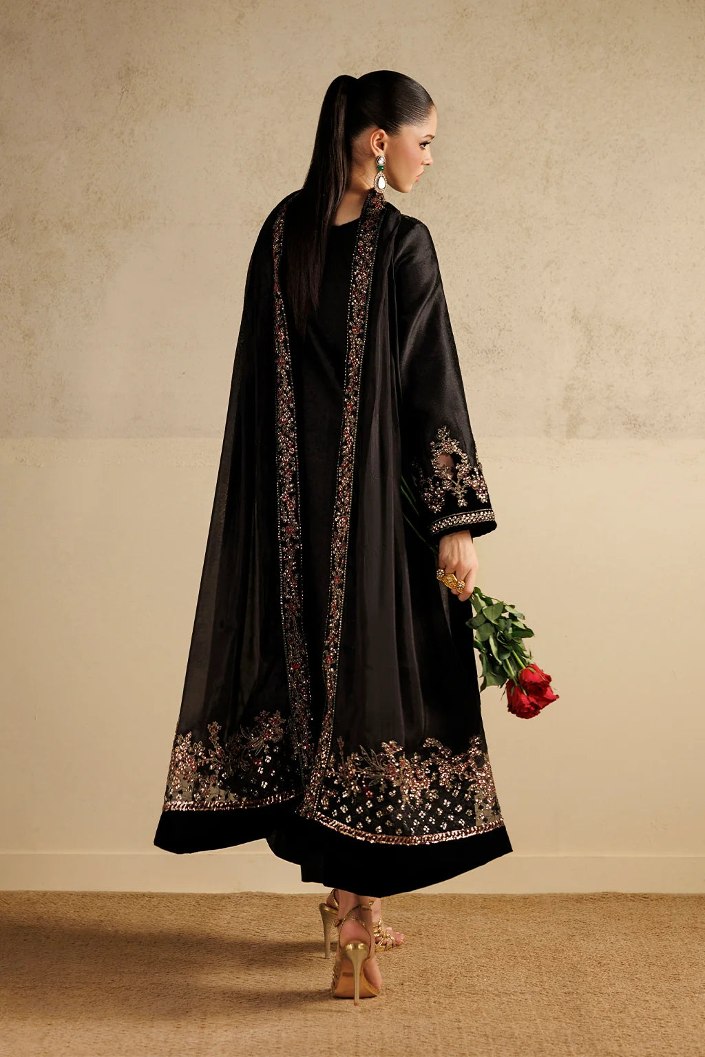 UE-737 DYED TEXTURED SHEESHA SILK