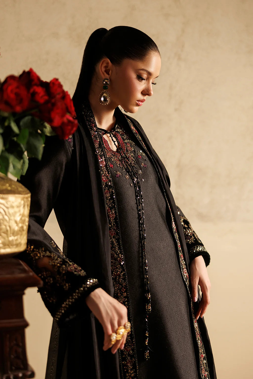 UE-737 DYED TEXTURED SHEESHA SILK