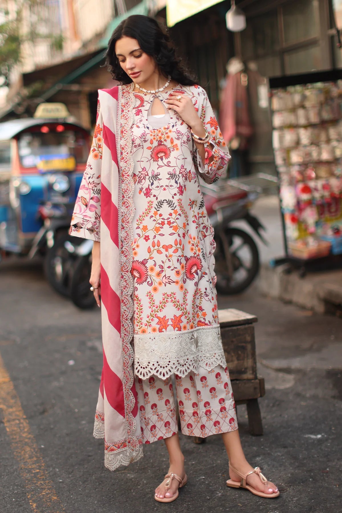 3-PC UNSTITCHED LAWN COLLECTION CS6-01
