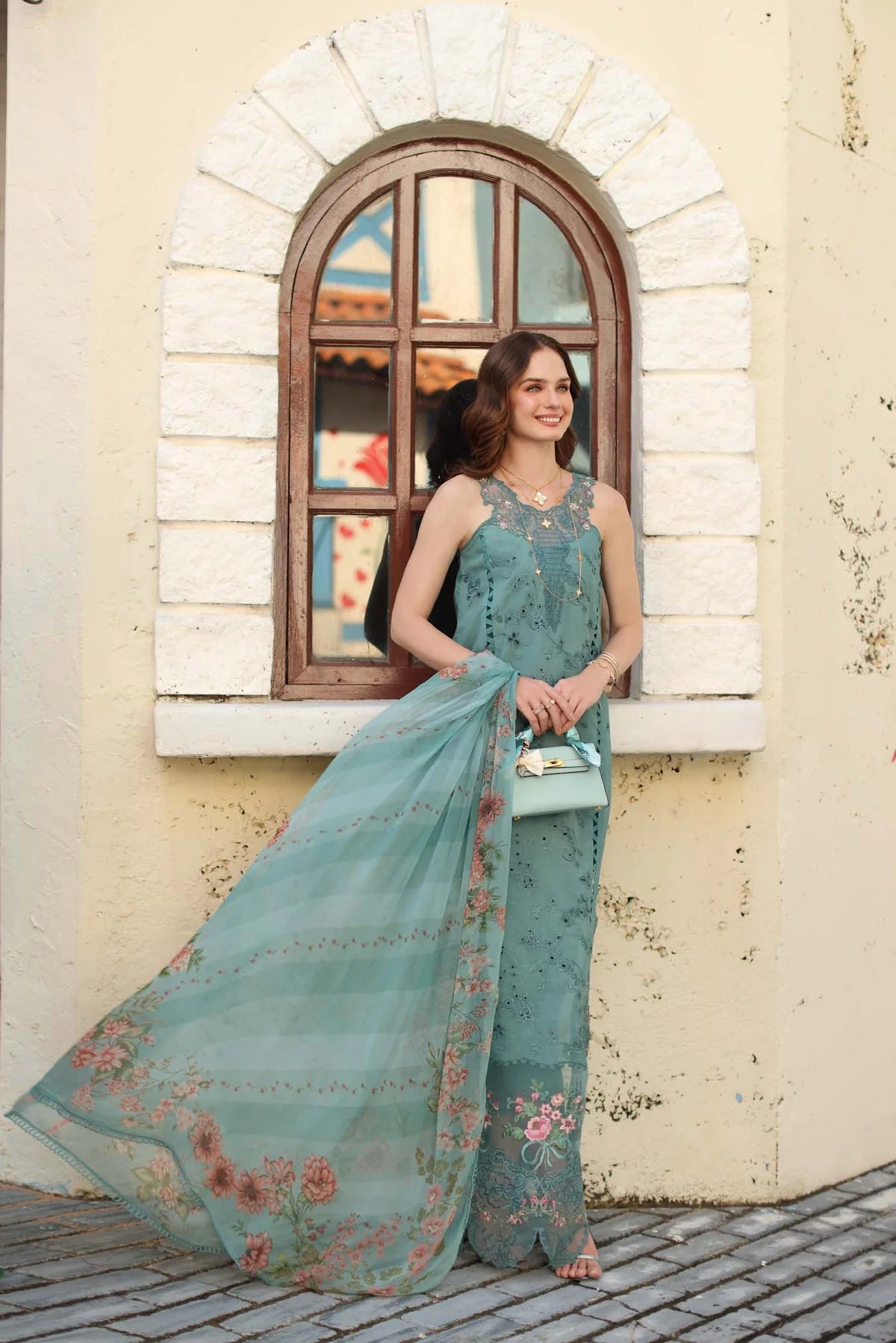 D5 - B - Turquoise Blue