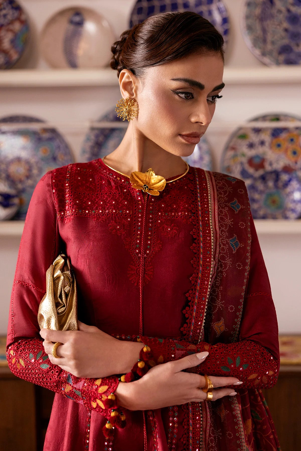 EMBROIDERED LUXURY LAWN SL26-D06