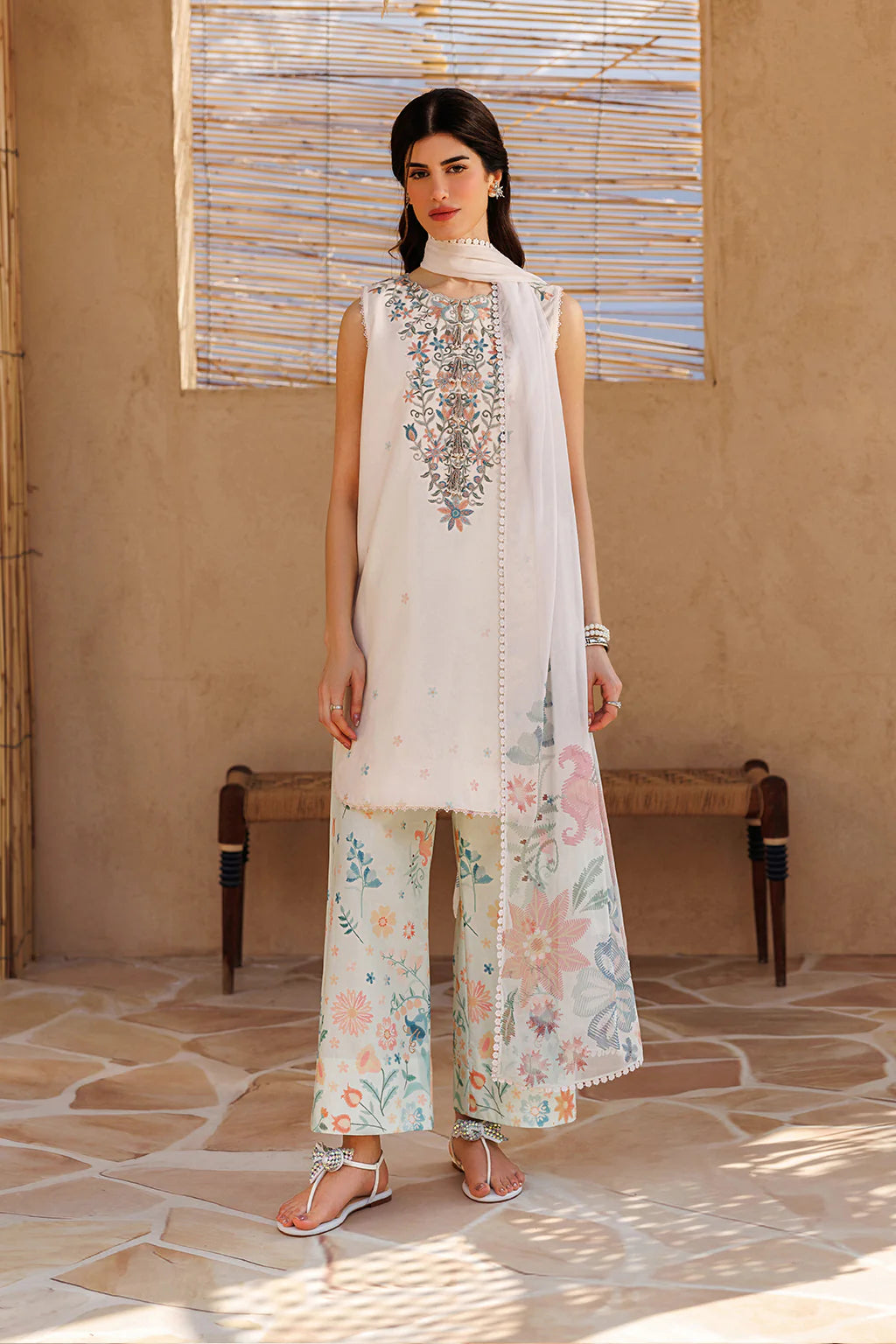 UE-667 PRINTED LAWN