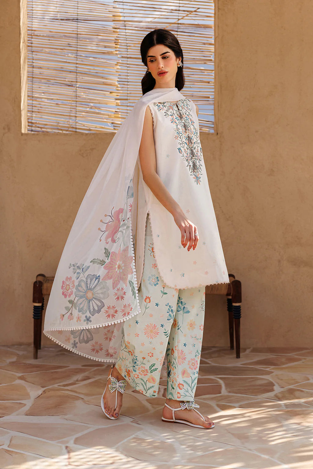 UE-667 PRINTED LAWN