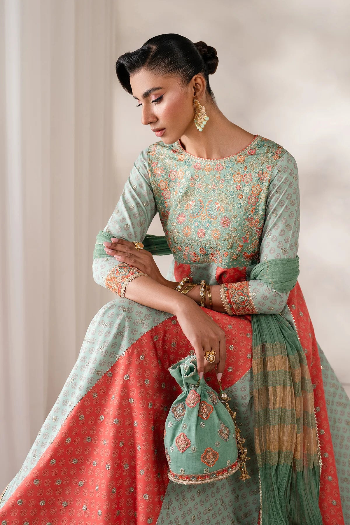 EMBROIDERED SILK UF-4141