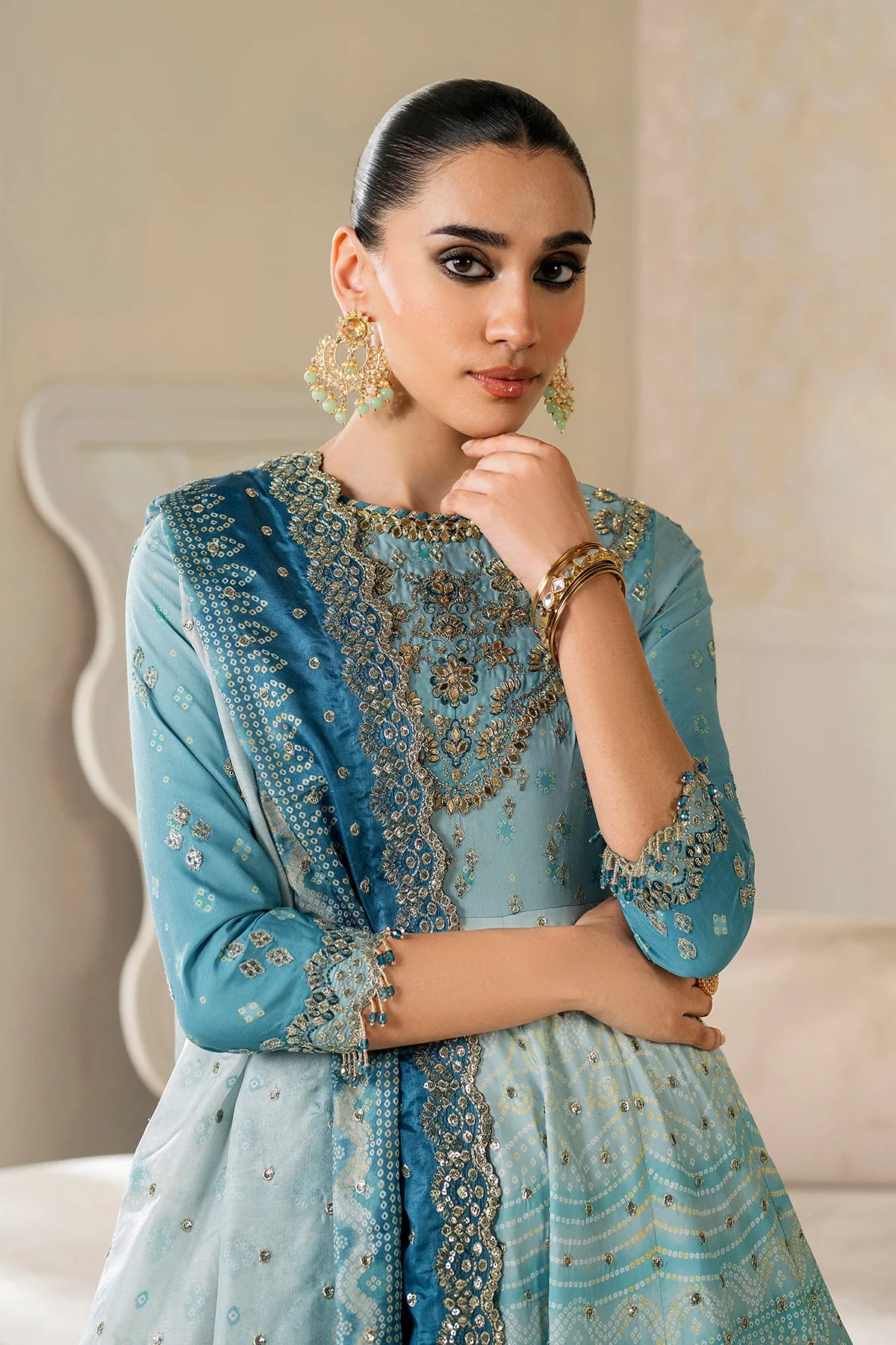 EMBROIDERED SILK UF-4162
