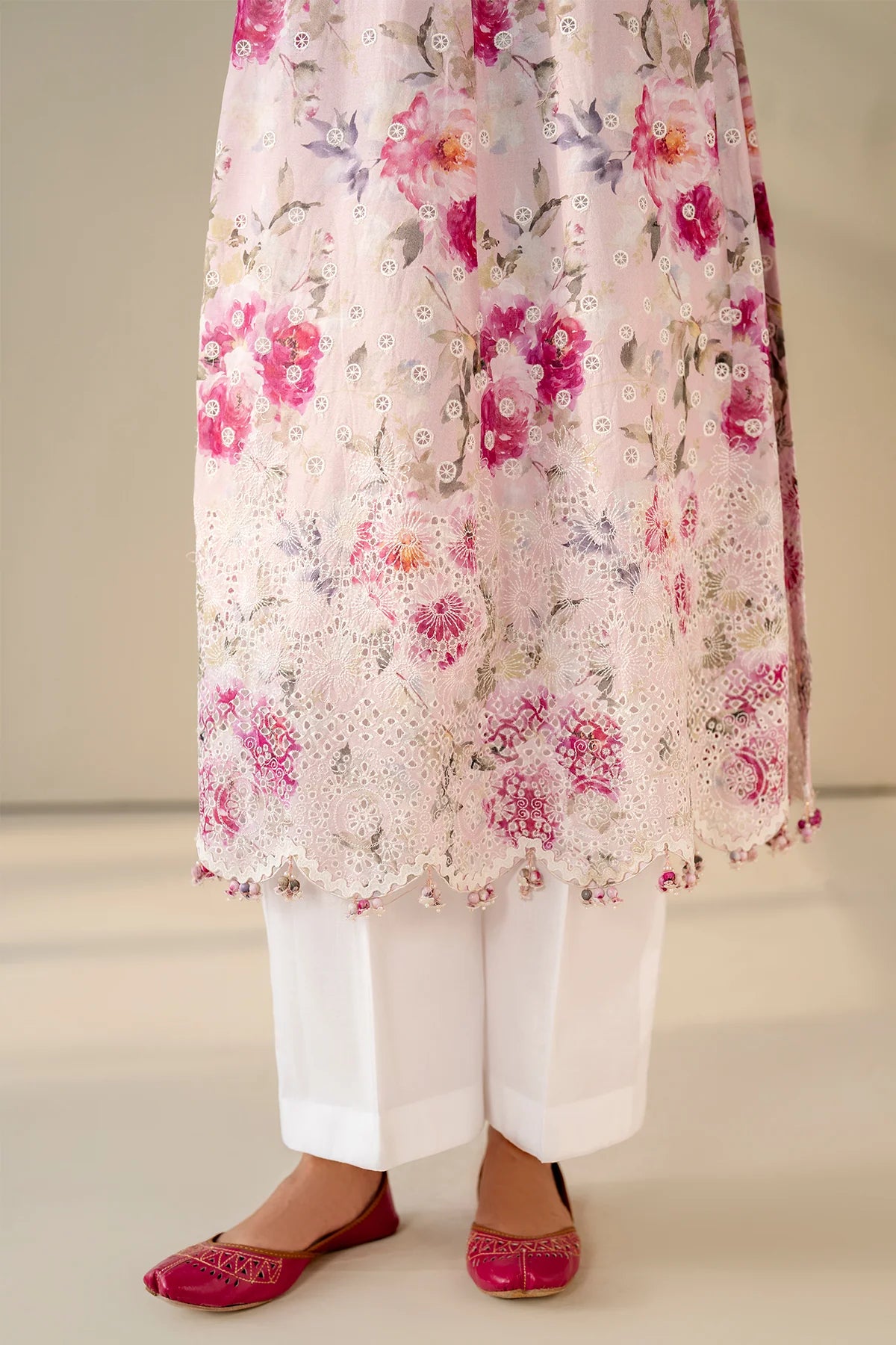 EMBROIDERED LAWN UF-4276