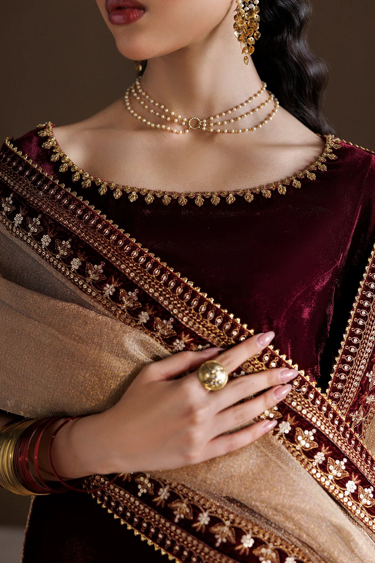 EMBROIDERED VELVET UF-4548