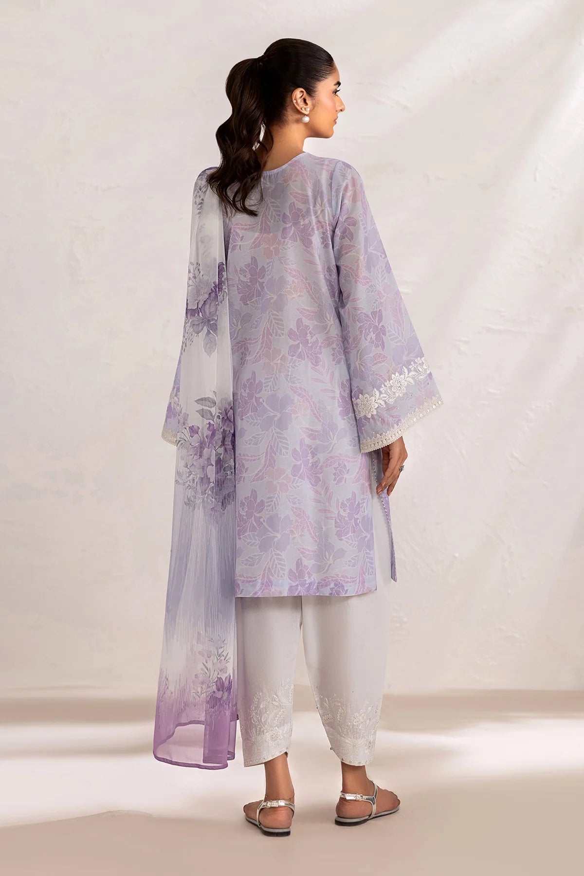 EMBROIDERED LAWN UF-4450