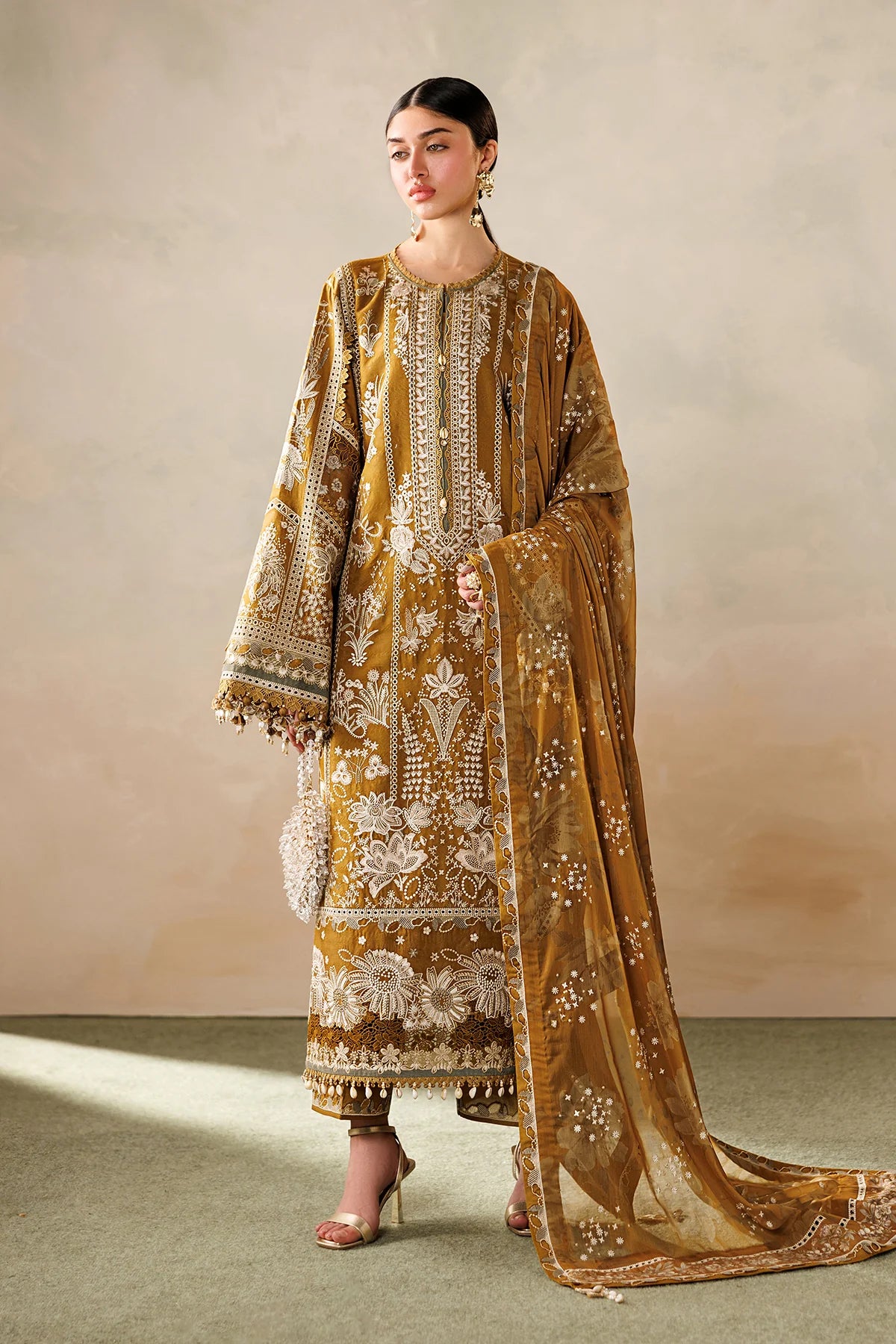 EMBROIDERED LAWN EL26-D07 UNSTITCHED