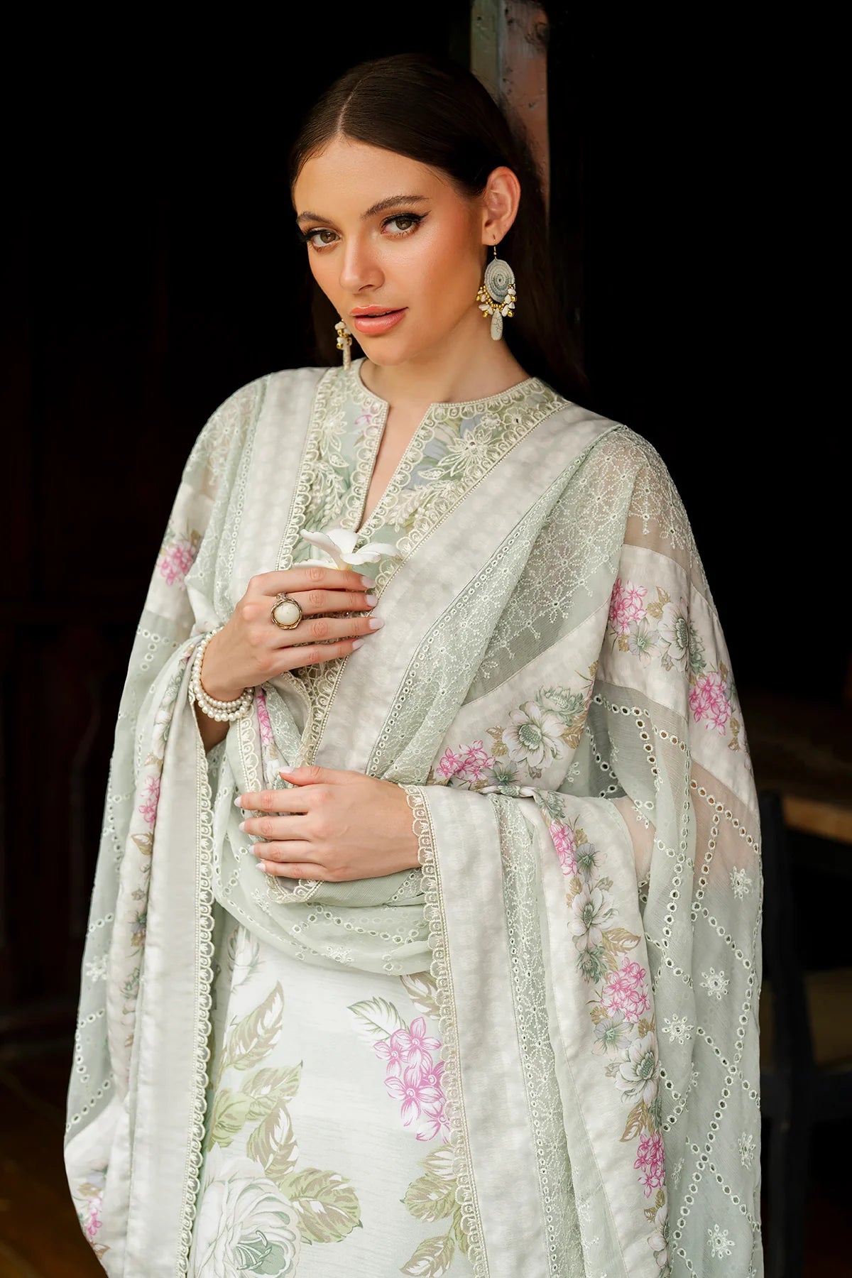 EMBROIDERED LAWN UF-4269