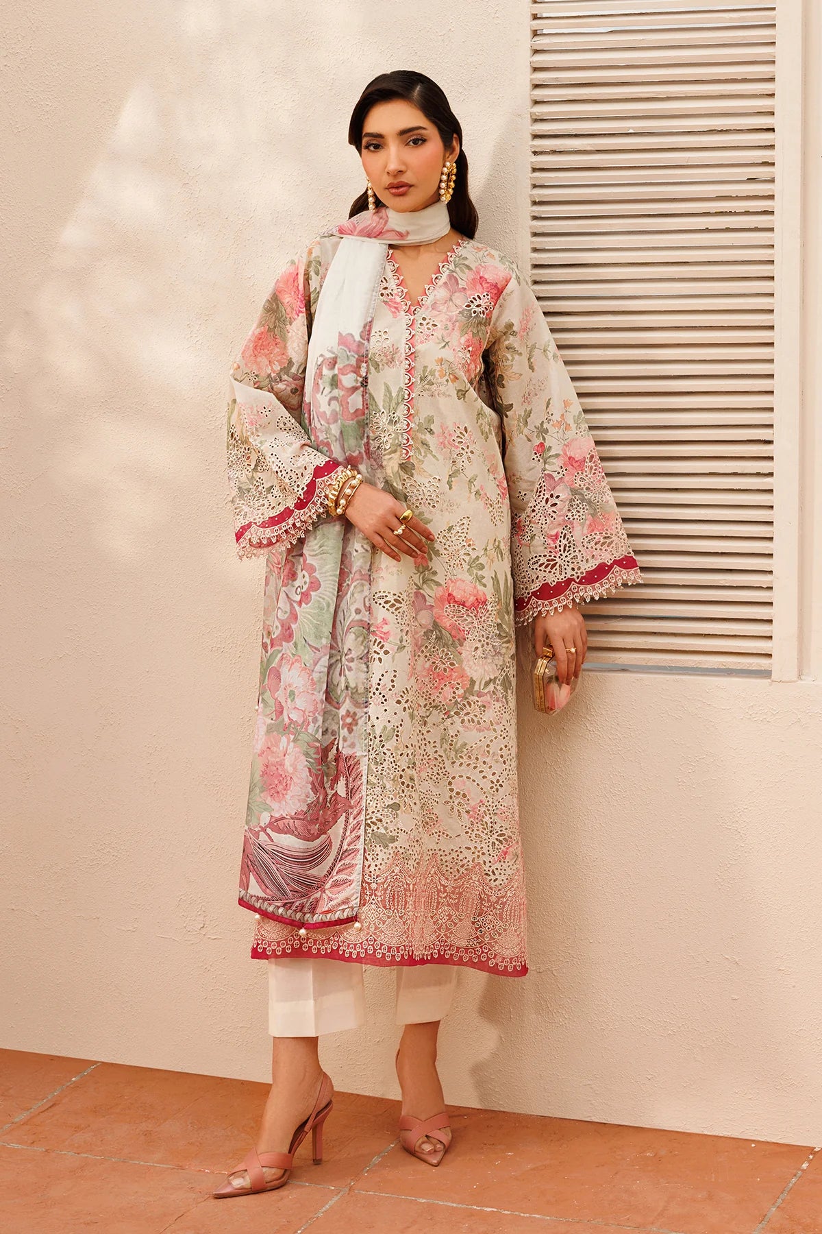 EMBROIDERED LAWN UF-4397