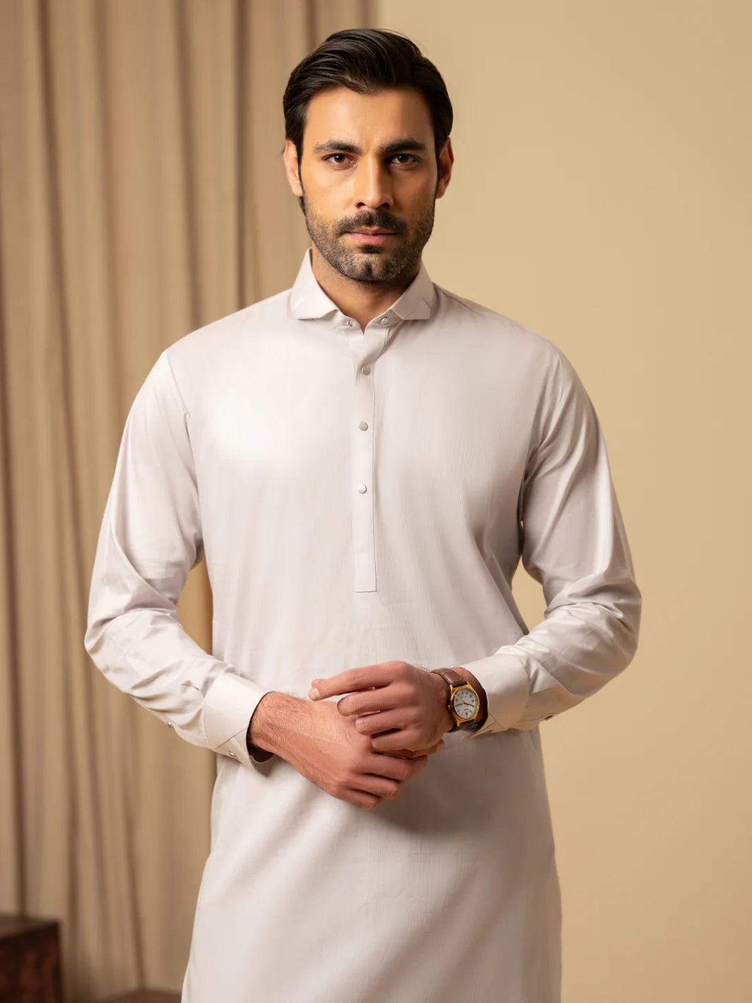 Lilac Kameez Shalwar With Stylized Collar and Minimal Details  Fit Style: Classic