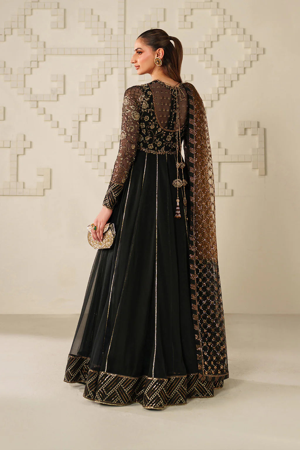 UE-621 EMBROIDERED CHIFFON