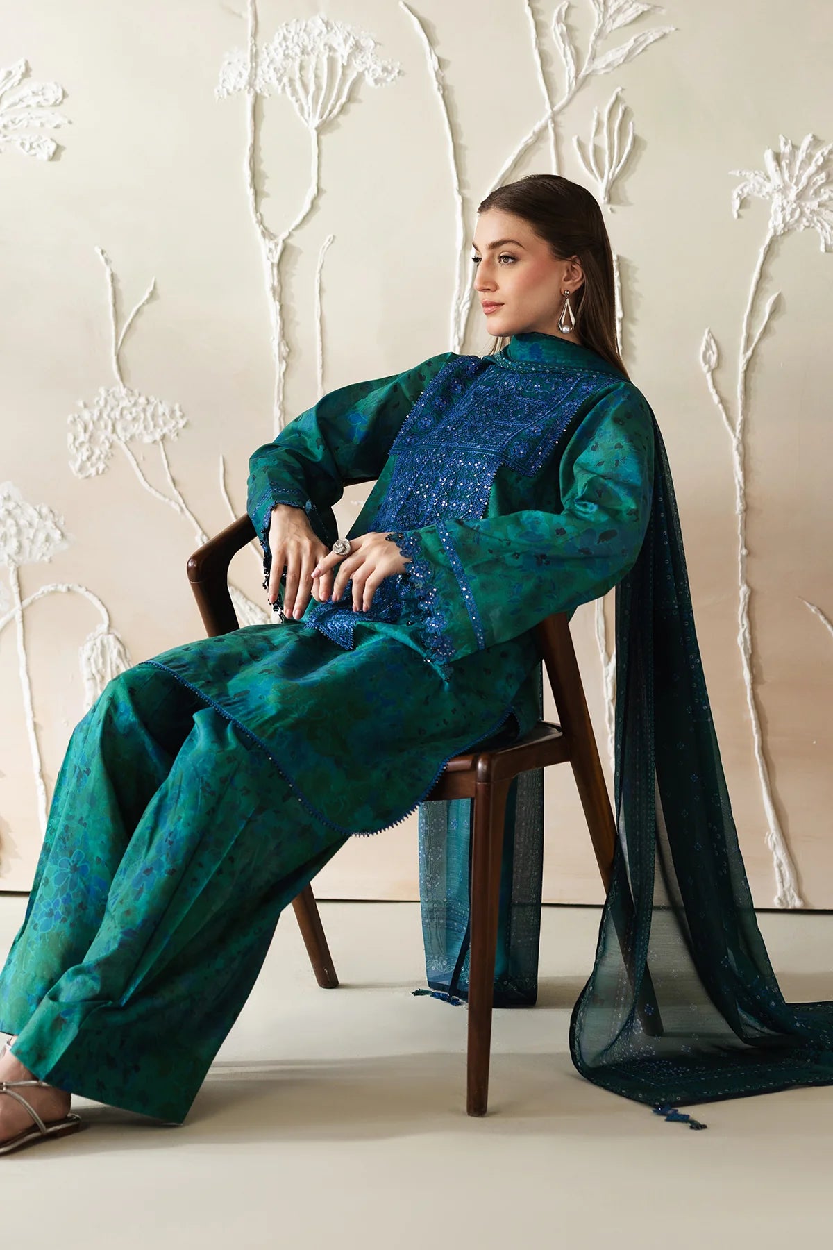 EMBROIDERED LAWN UF-4426