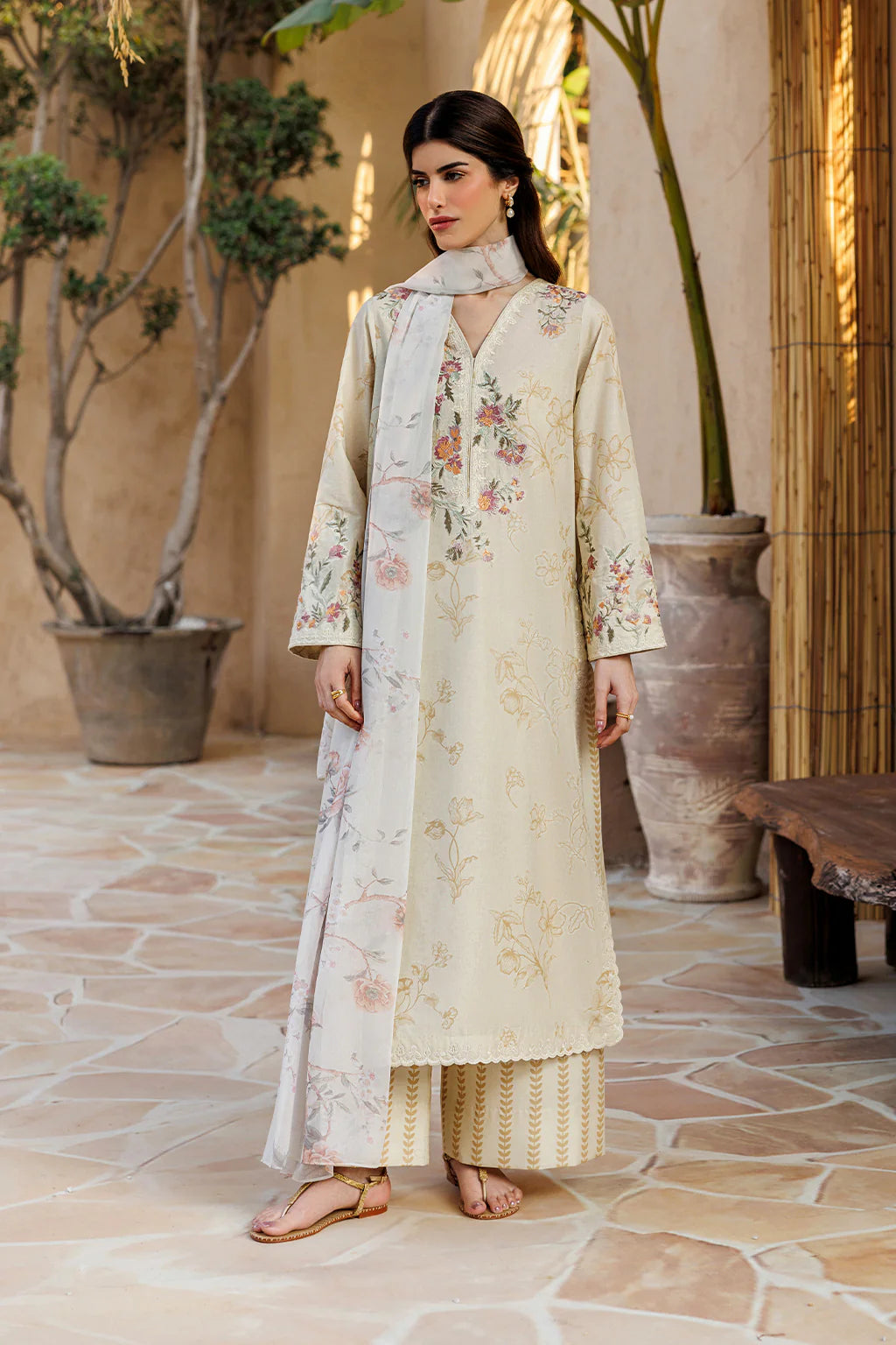 UE-669 PRINTED LAWN