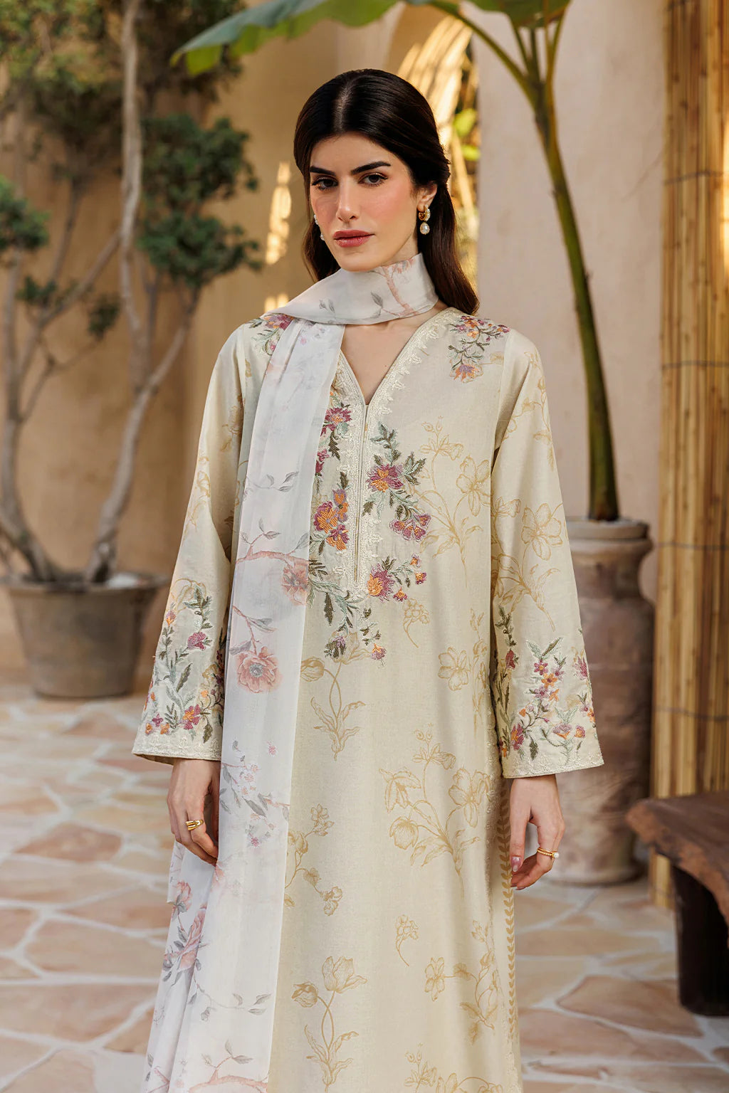 UE-669 PRINTED LAWN