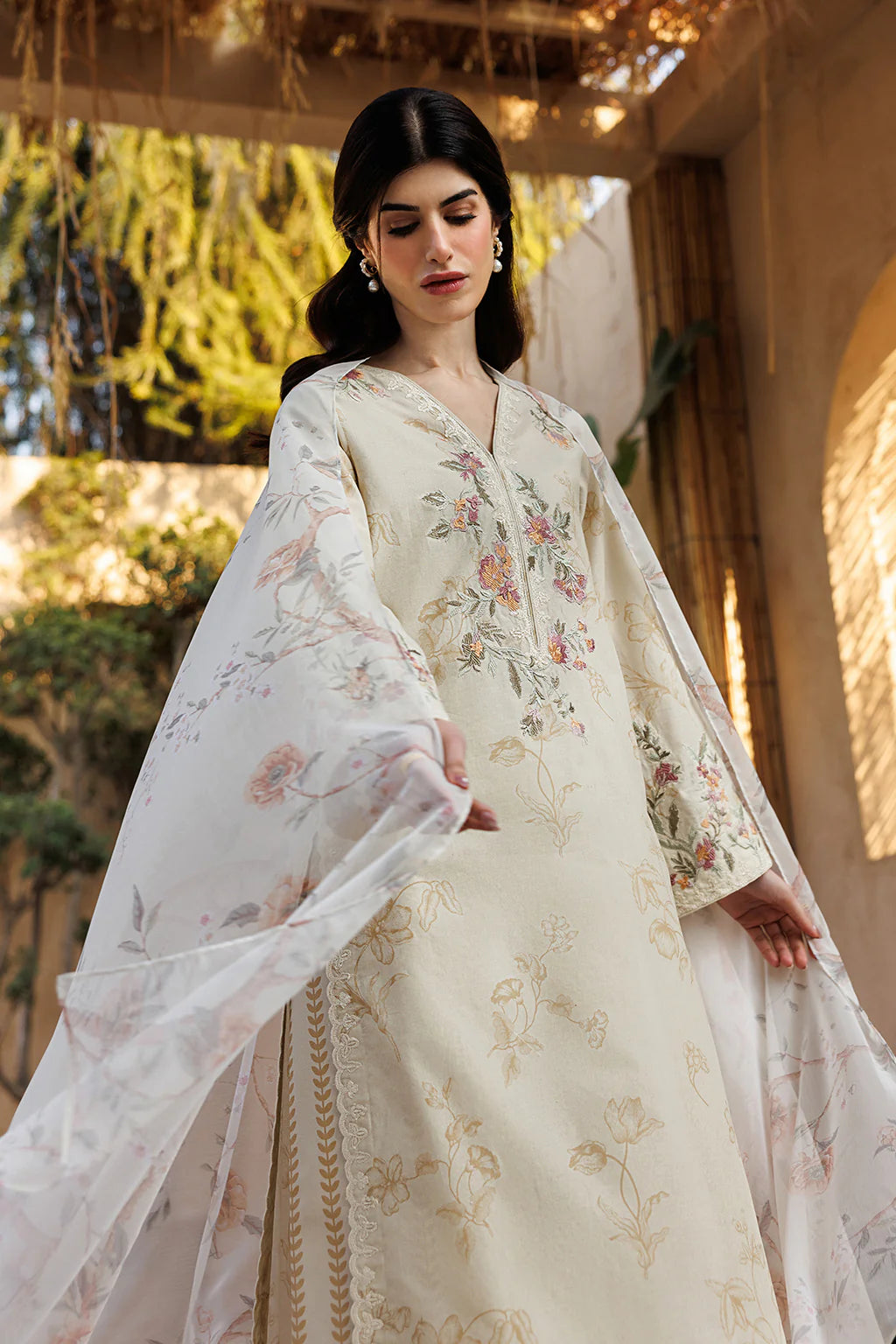 UE-669 PRINTED LAWN