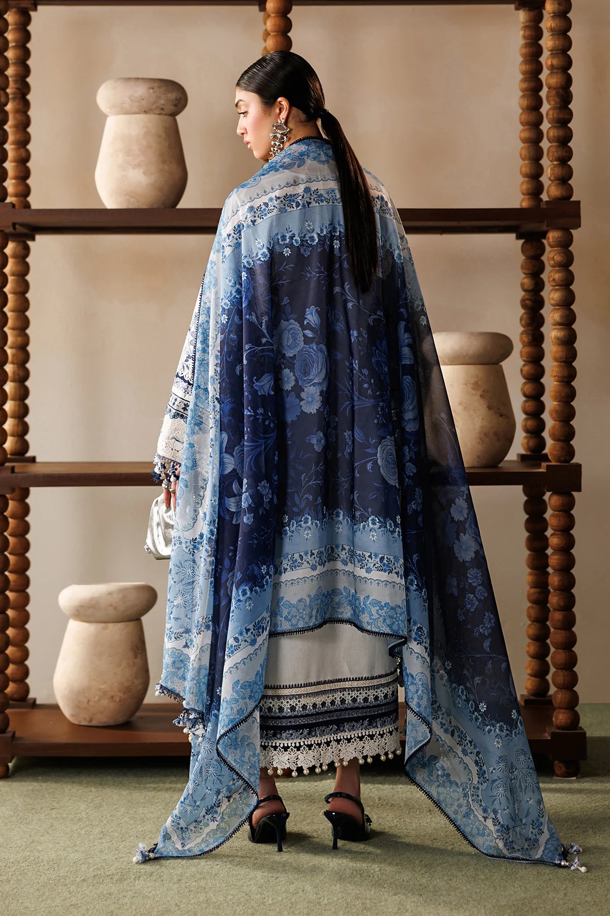 EMBROIDERED LAWN EL26-D06 UNSTITCHED
